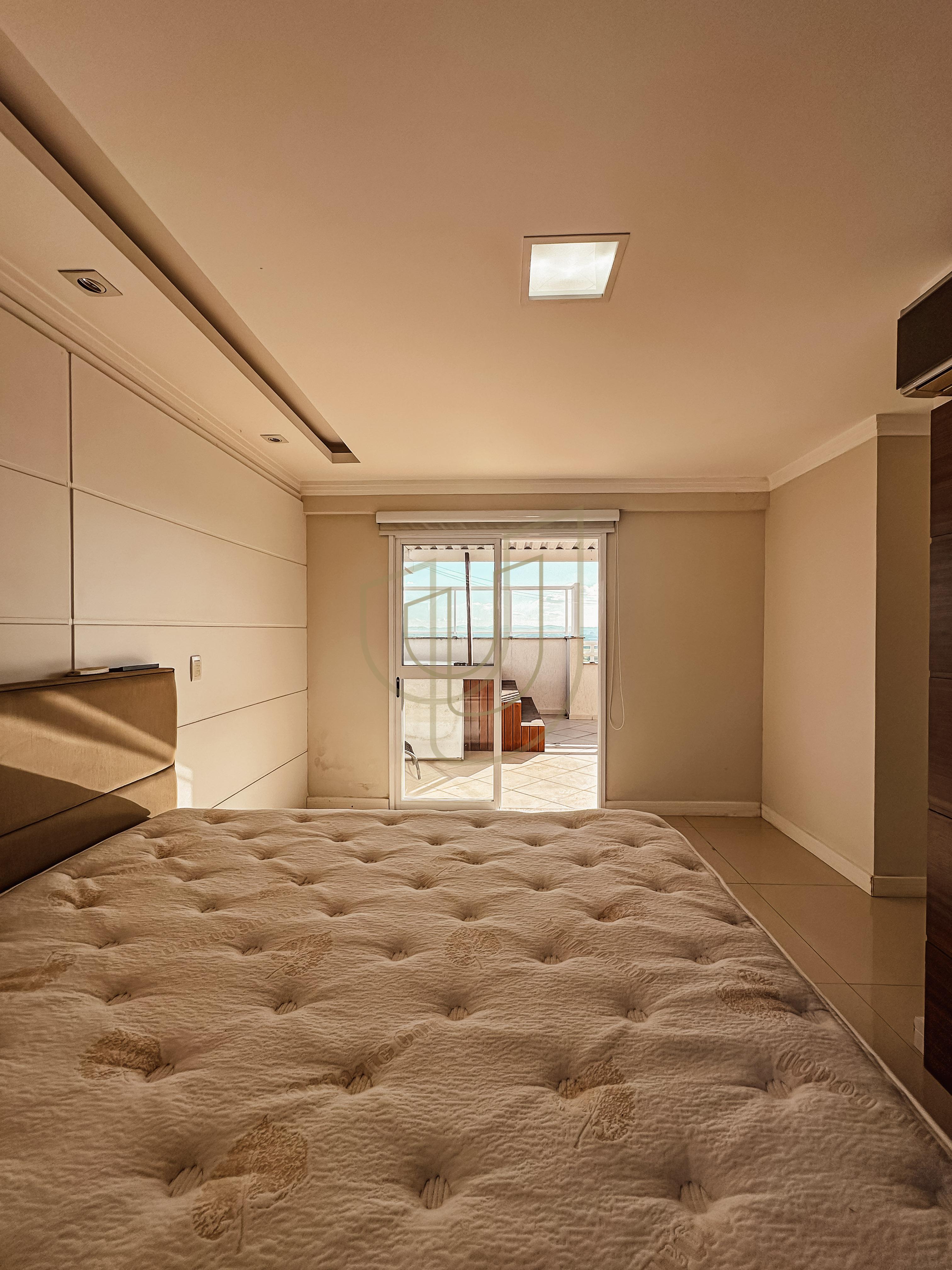 Cobertura Duplex com 4 Su&iacute;tes no Veredas do Sol Rua dos Arenques São José dos Campos - 