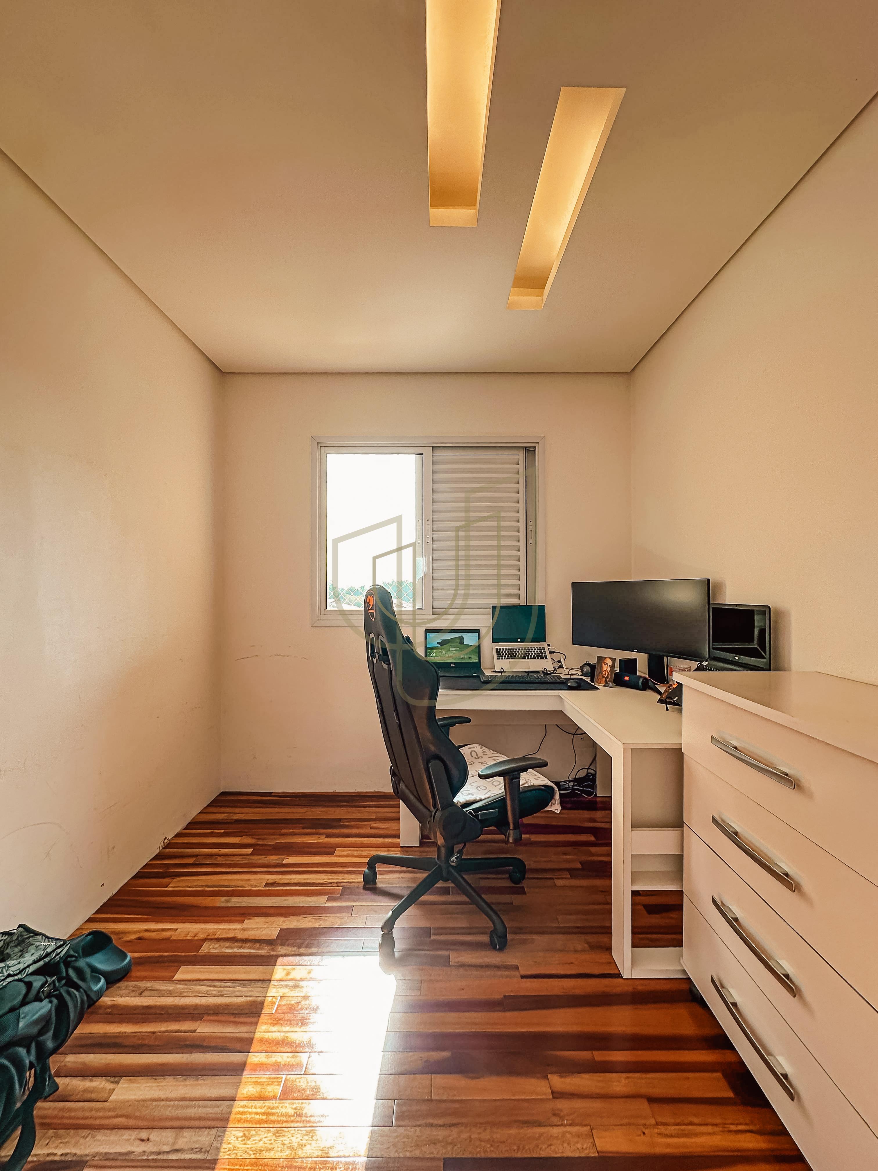 Apartamento com 3 Dormit&oacute;rios no Terra&ccedil;os Jardim das Colinas Rua Laurent Martins São José dos Campos - 