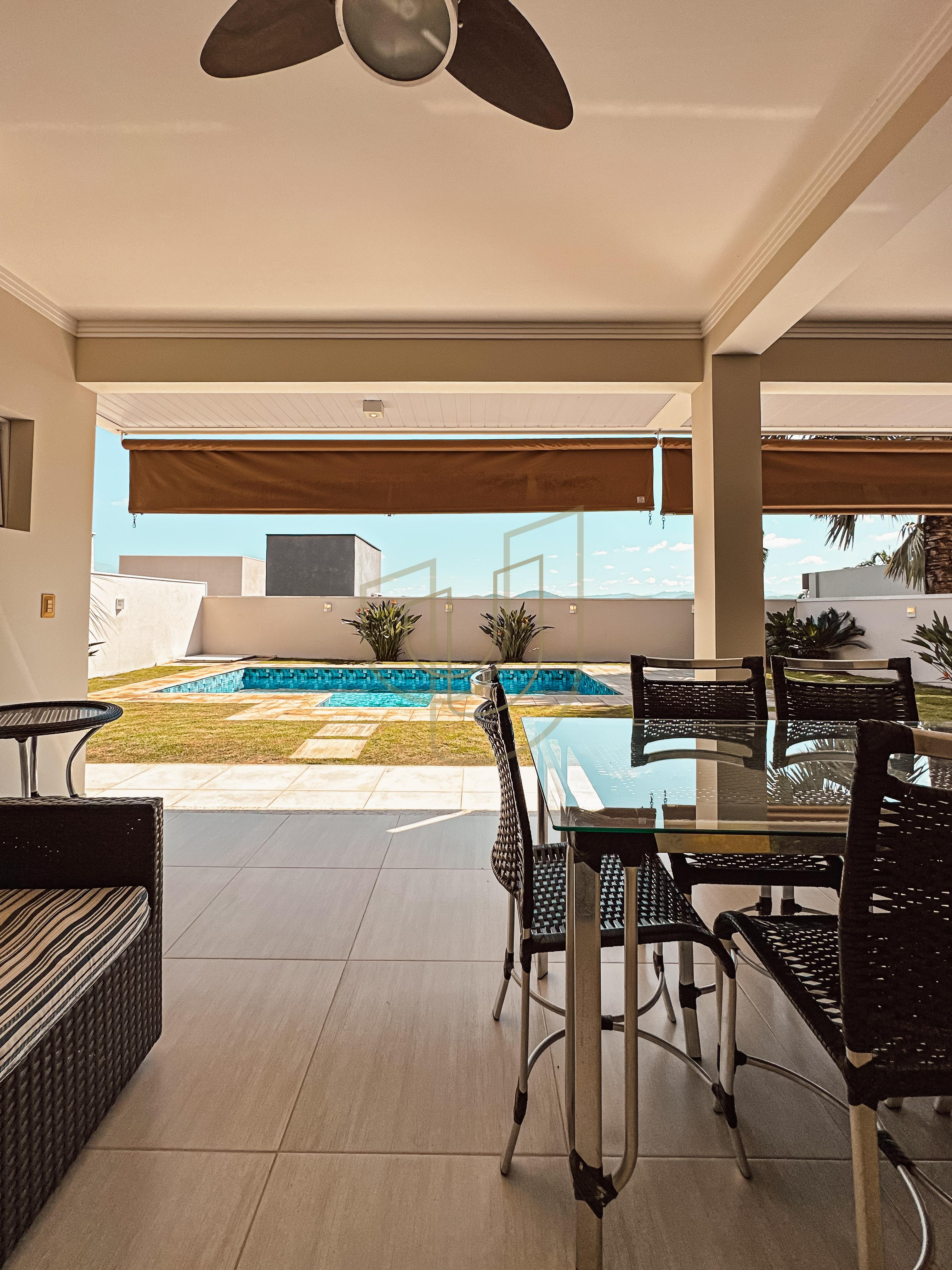 Sobrado com 4 Su&iacute;tes no Residencial Jaguary Av. Aquarela do Brasil São José dos Campos - 