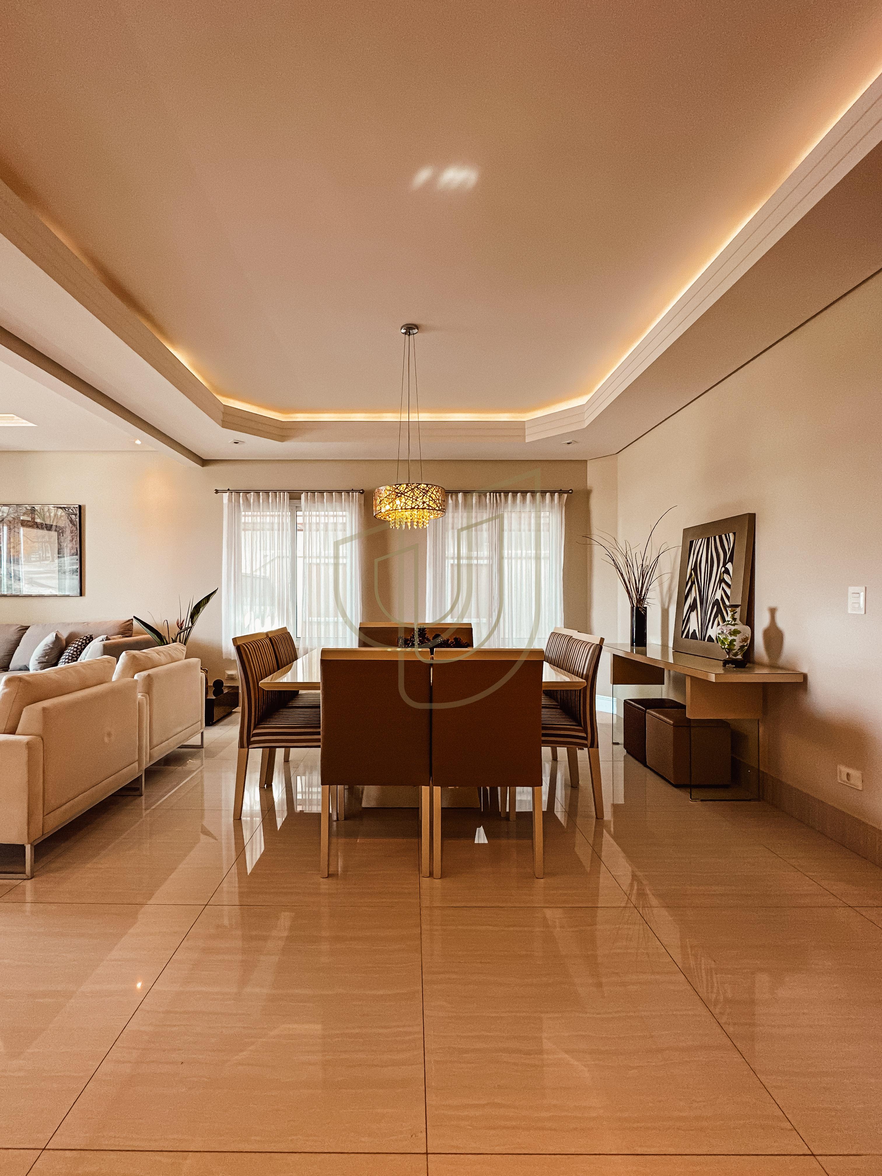 Sobrado com 4 Su&iacute;tes no Residencial Jaguary Av. Aquarela do Brasil São José dos Campos - 