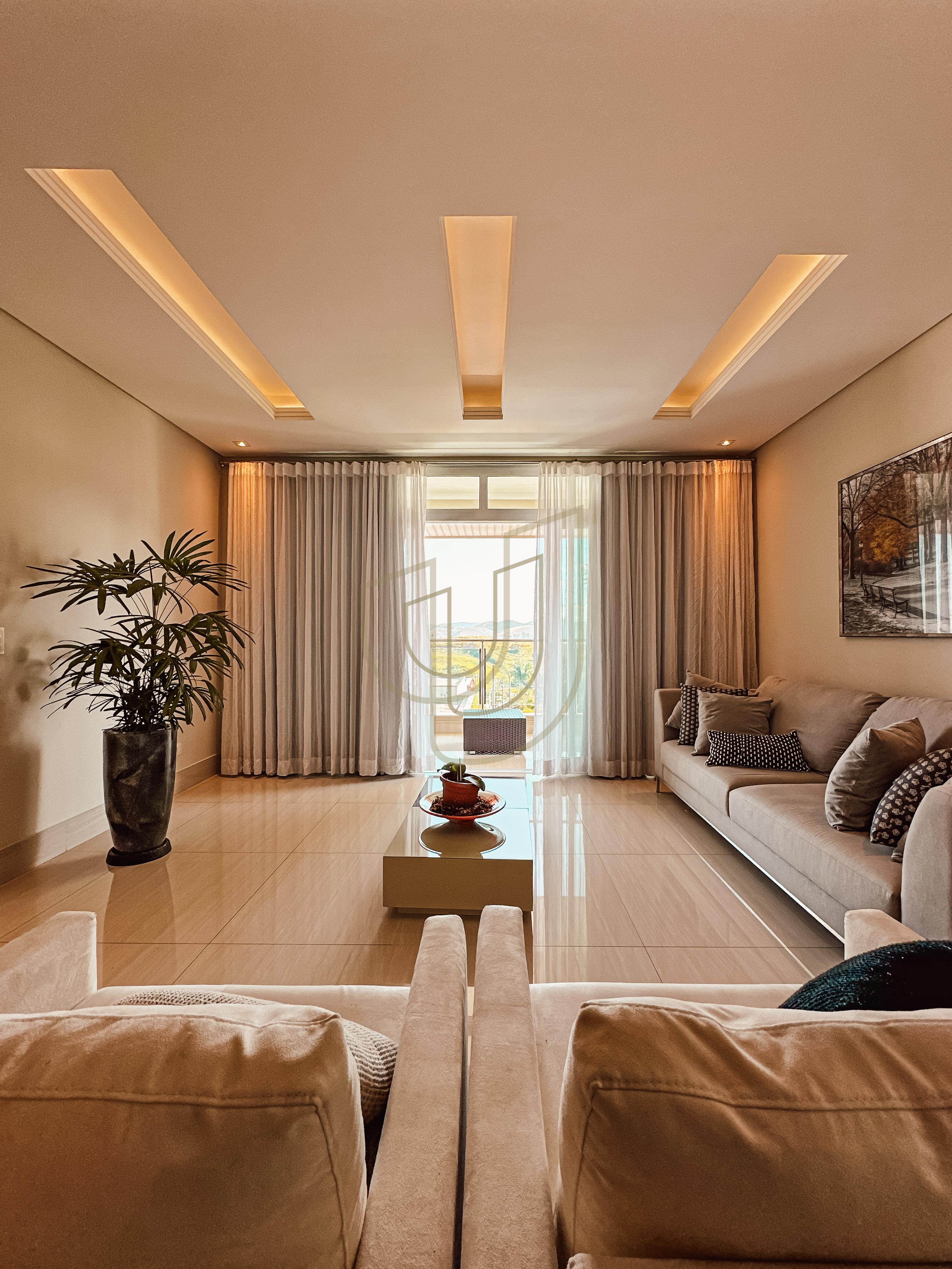 Sobrado com 4 Su&iacute;tes no Residencial Jaguary Av. Aquarela do Brasil São José dos Campos - 