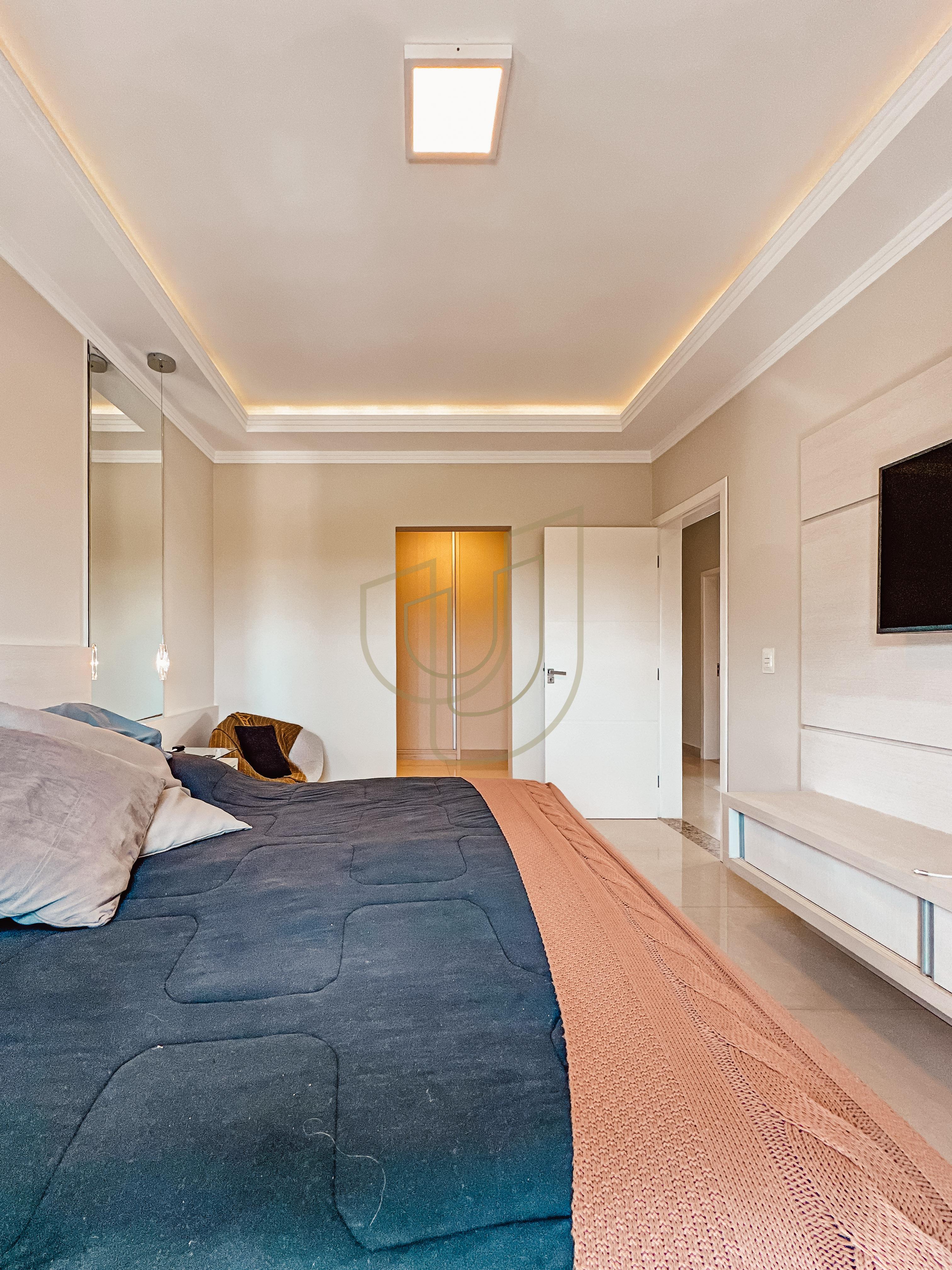 Sobrado com 4 Su&iacute;tes no Residencial Jaguary Av. Aquarela do Brasil São José dos Campos - 