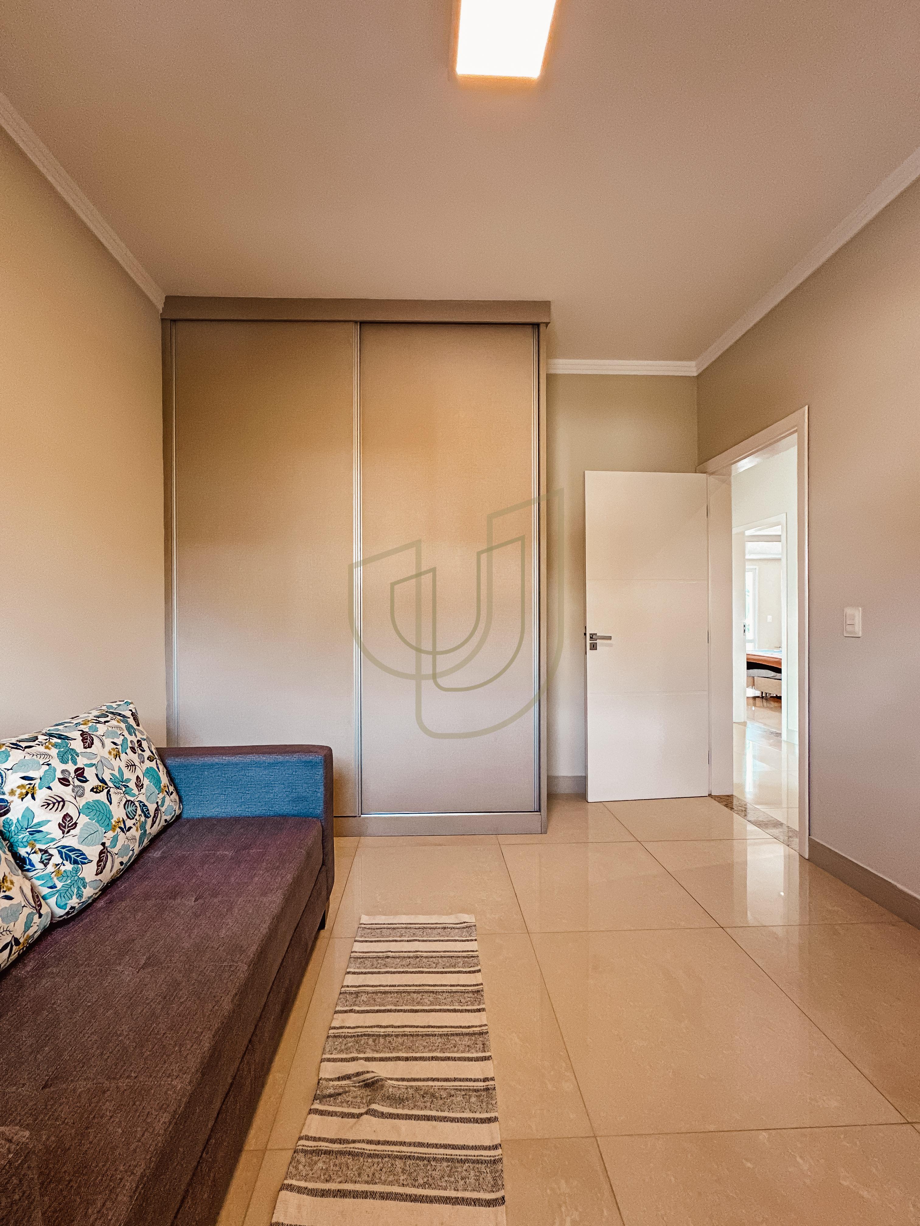 Sobrado com 4 Su&iacute;tes no Residencial Jaguary Av. Aquarela do Brasil São José dos Campos - 