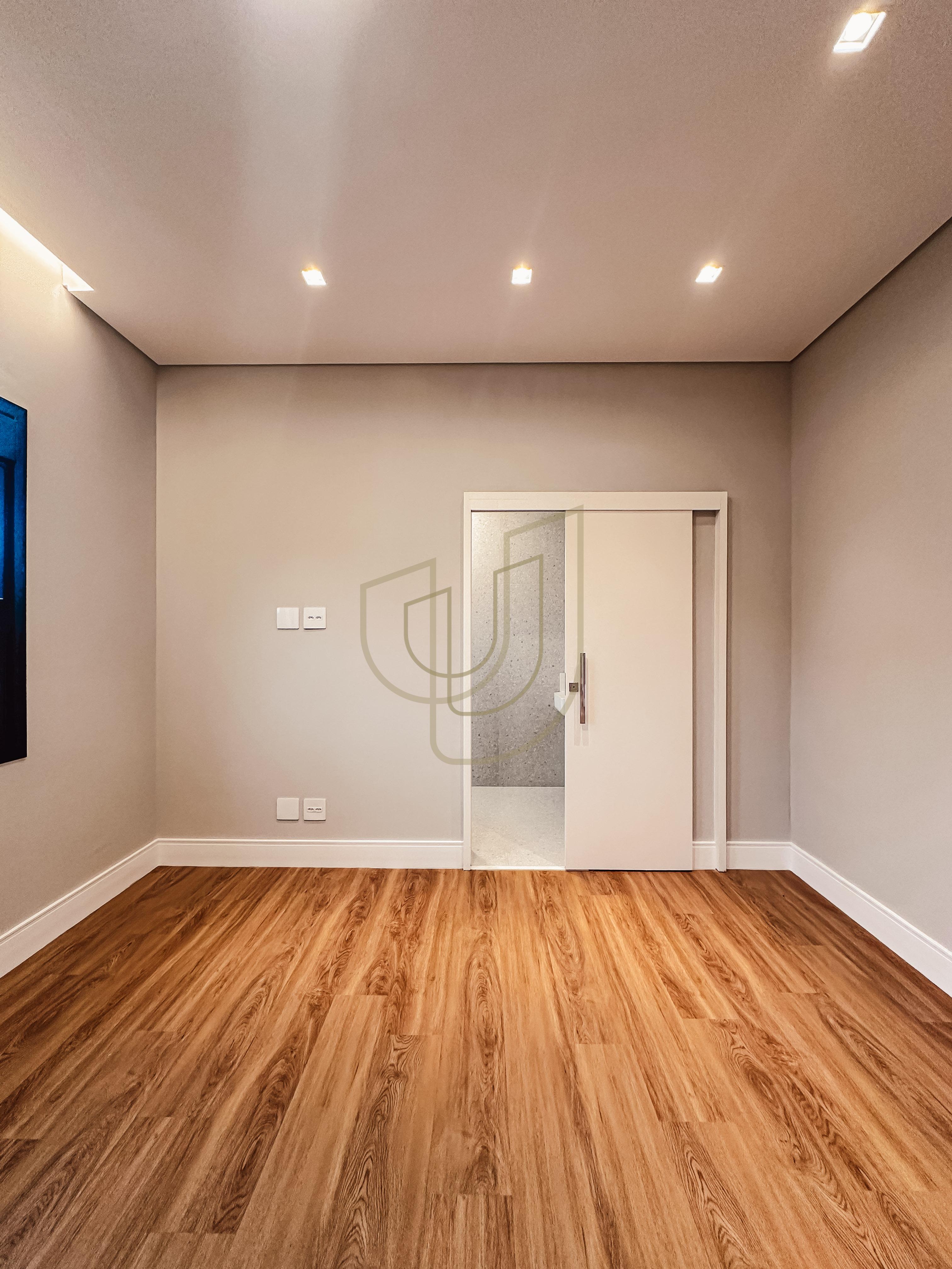 Casa com 4 Su&iacute;tes no Alphaville II R. Cabriúva, 200 São José dos Campos - 