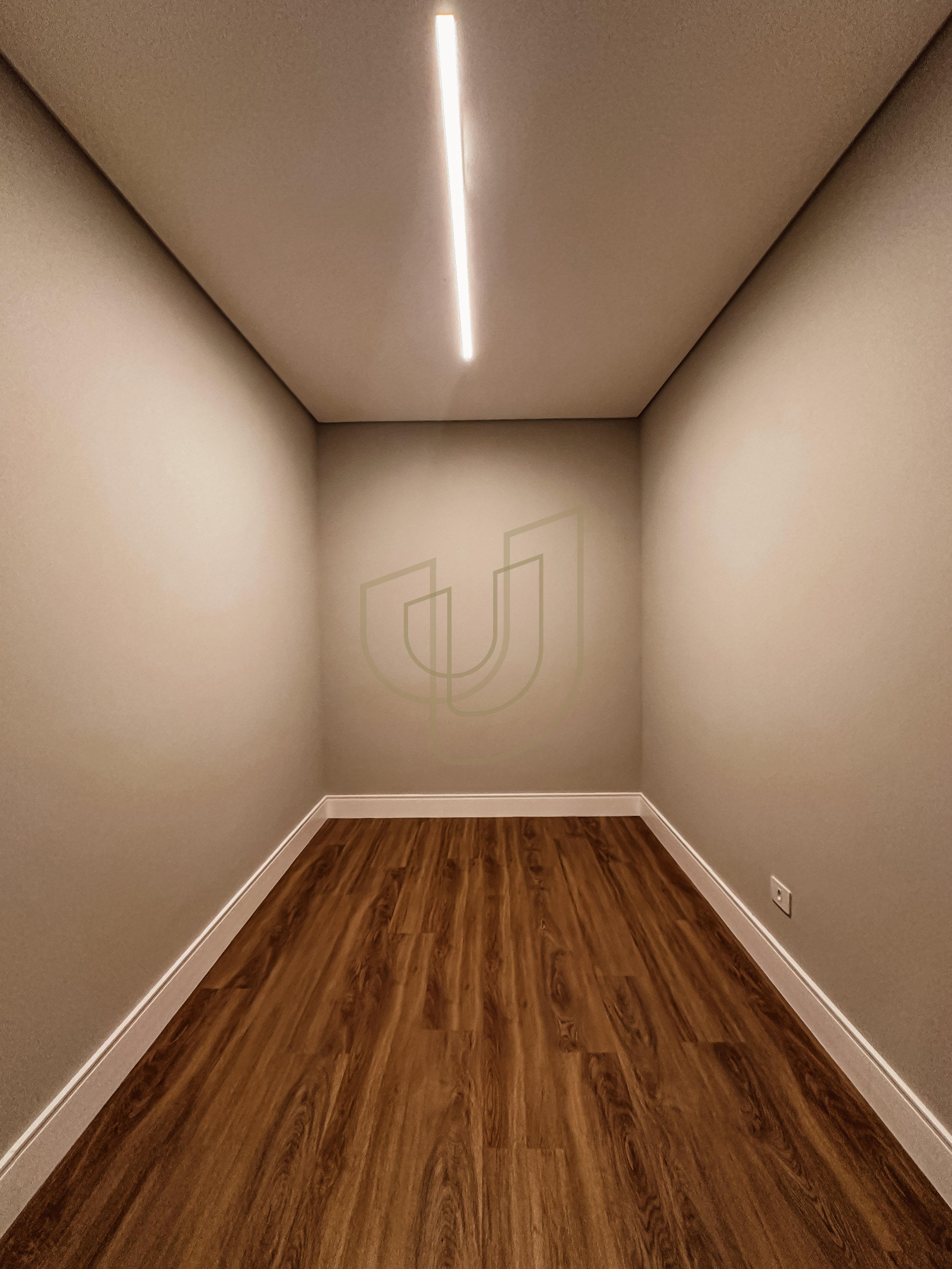 Casa com 4 Su&iacute;tes no Alphaville II R. Cabriúva, 200 São José dos Campos - 