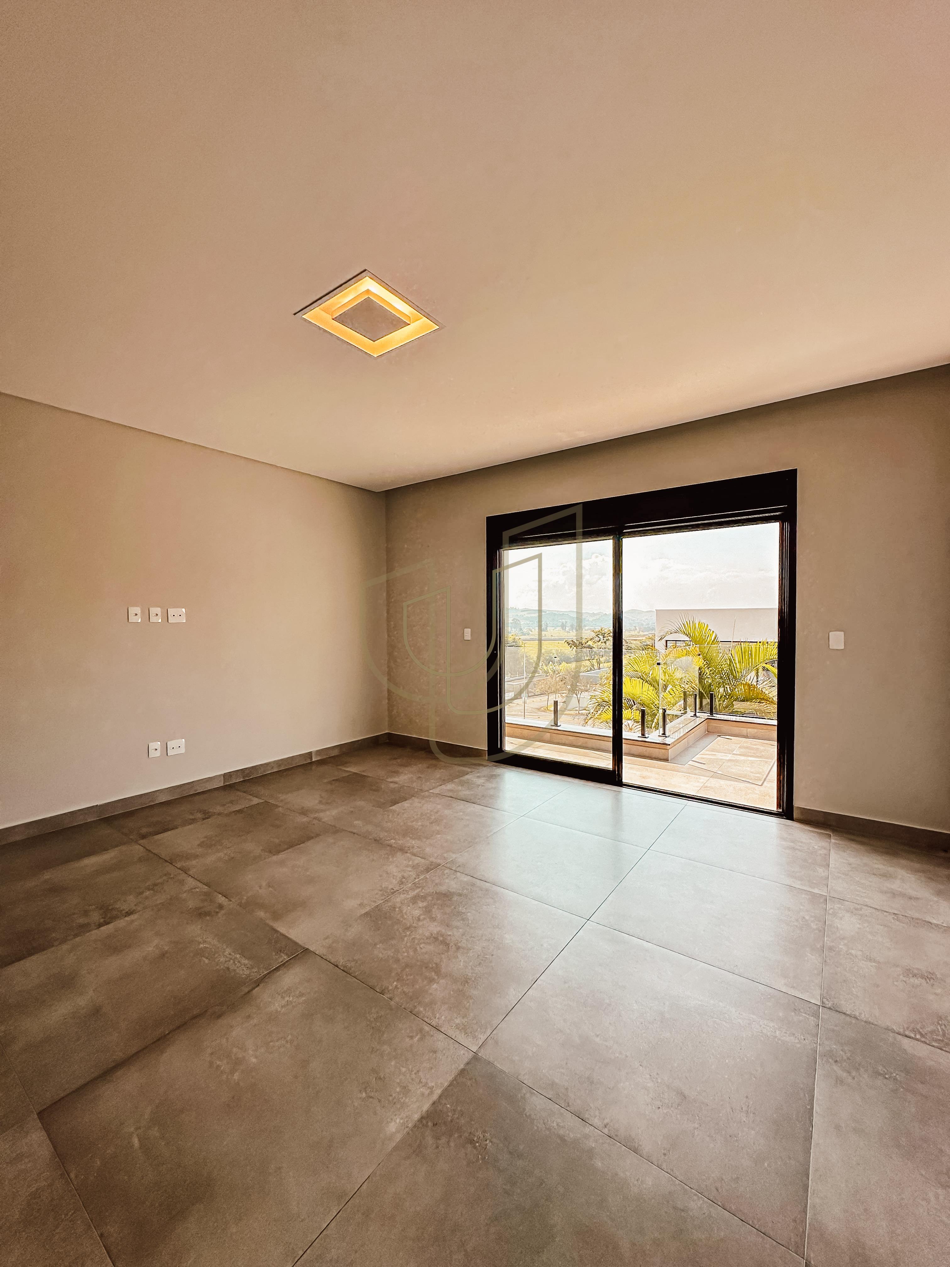 Casa com 4 Su&iacute;tes no Condom&iacute;nio Residencial Monte Carlo Av. José Pinto Ferreira São José dos Campos - 