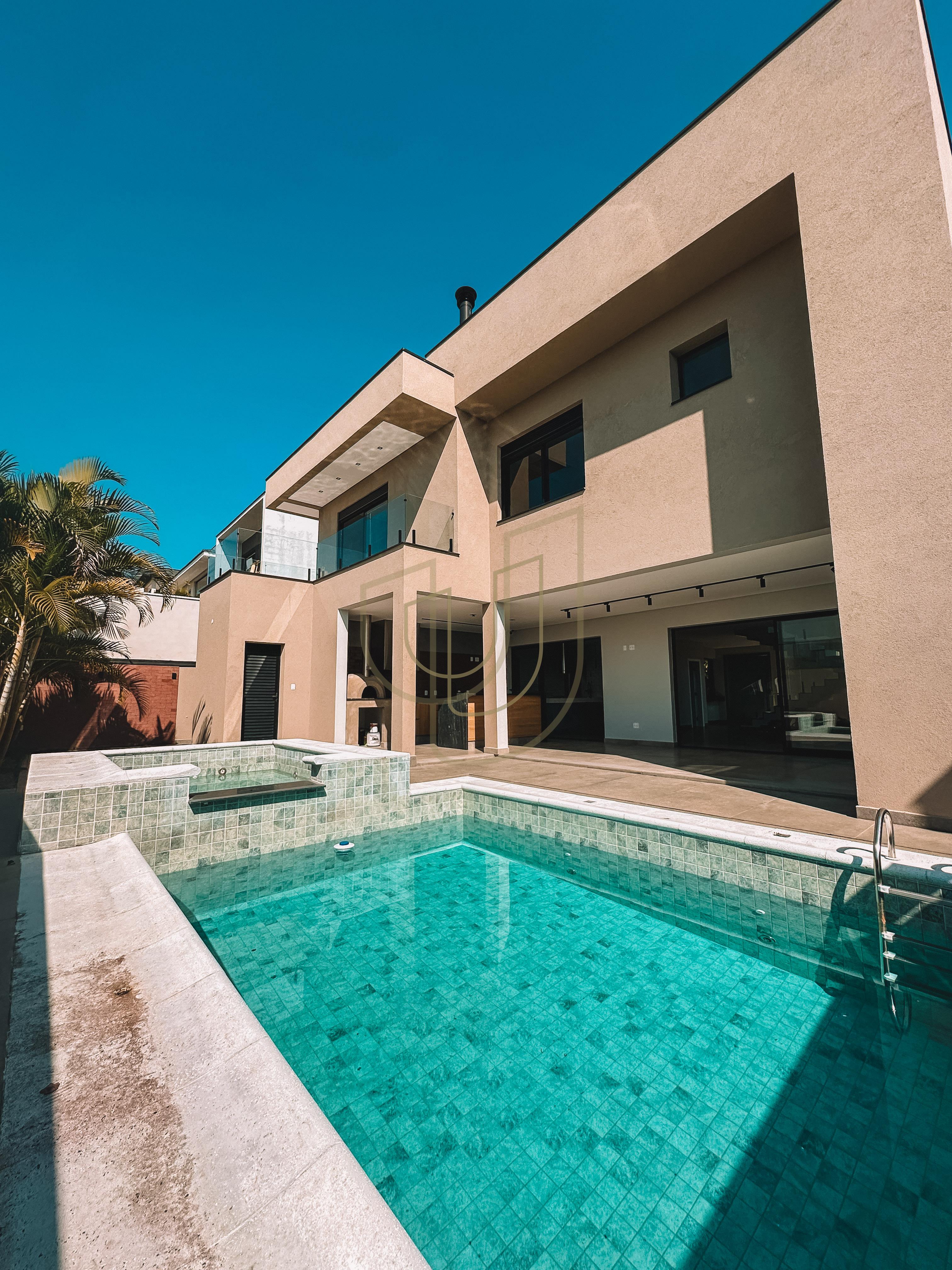 Casa com 4 Su&iacute;tes no Condom&iacute;nio Residencial Monte Carlo Av. José Pinto Ferreira São José dos Campos - 