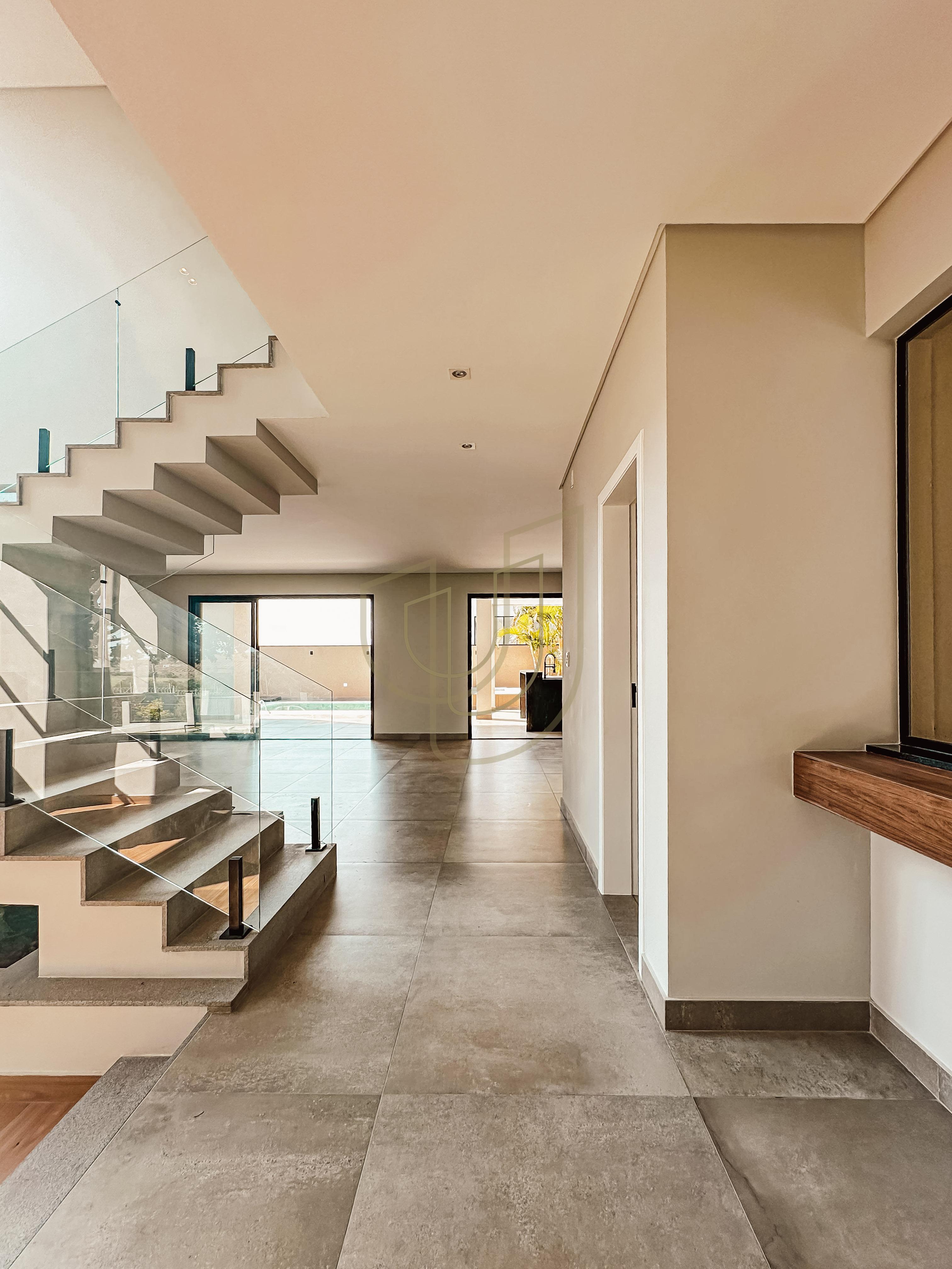 Casa com 4 Su&iacute;tes no Condom&iacute;nio Residencial Monte Carlo Av. José Pinto Ferreira São José dos Campos - 