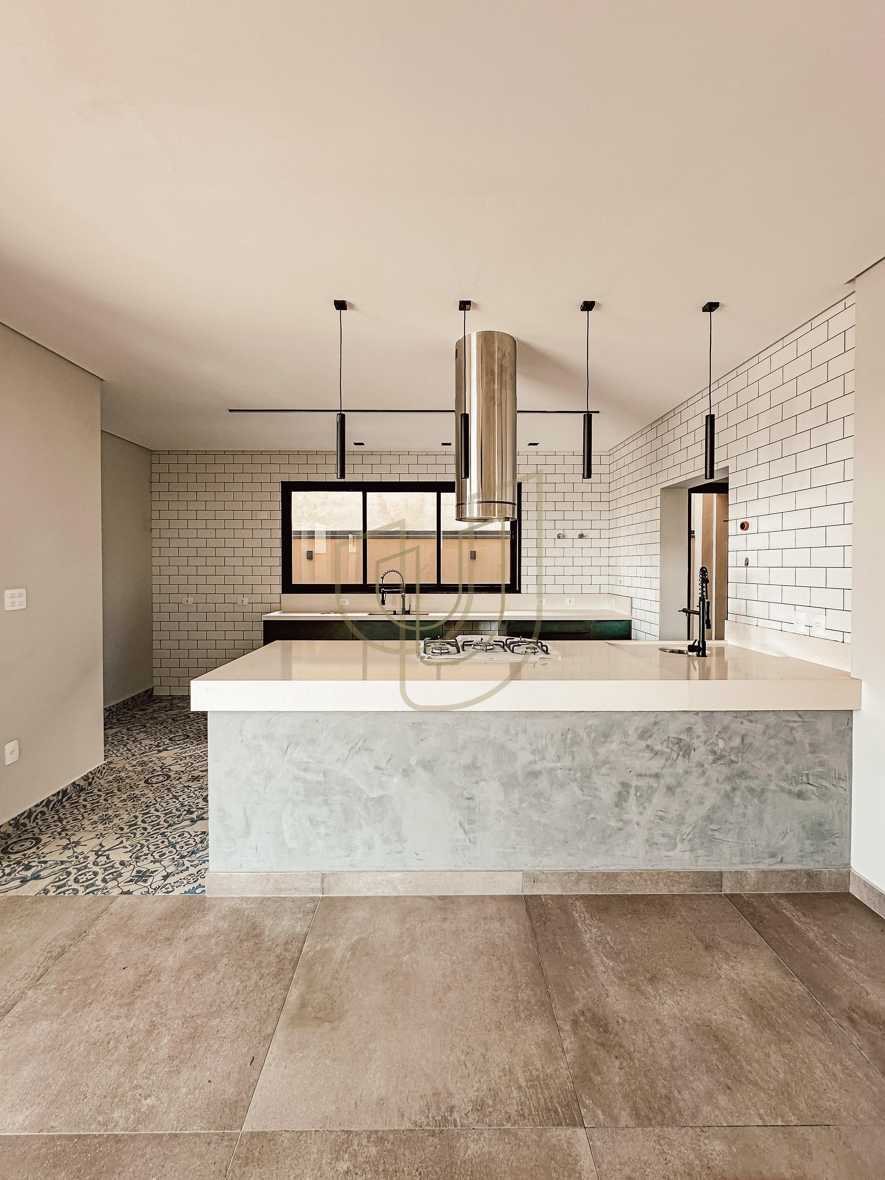 Casa com 4 Su&iacute;tes no Condom&iacute;nio Residencial Monte Carlo Av. José Pinto Ferreira São José dos Campos - 