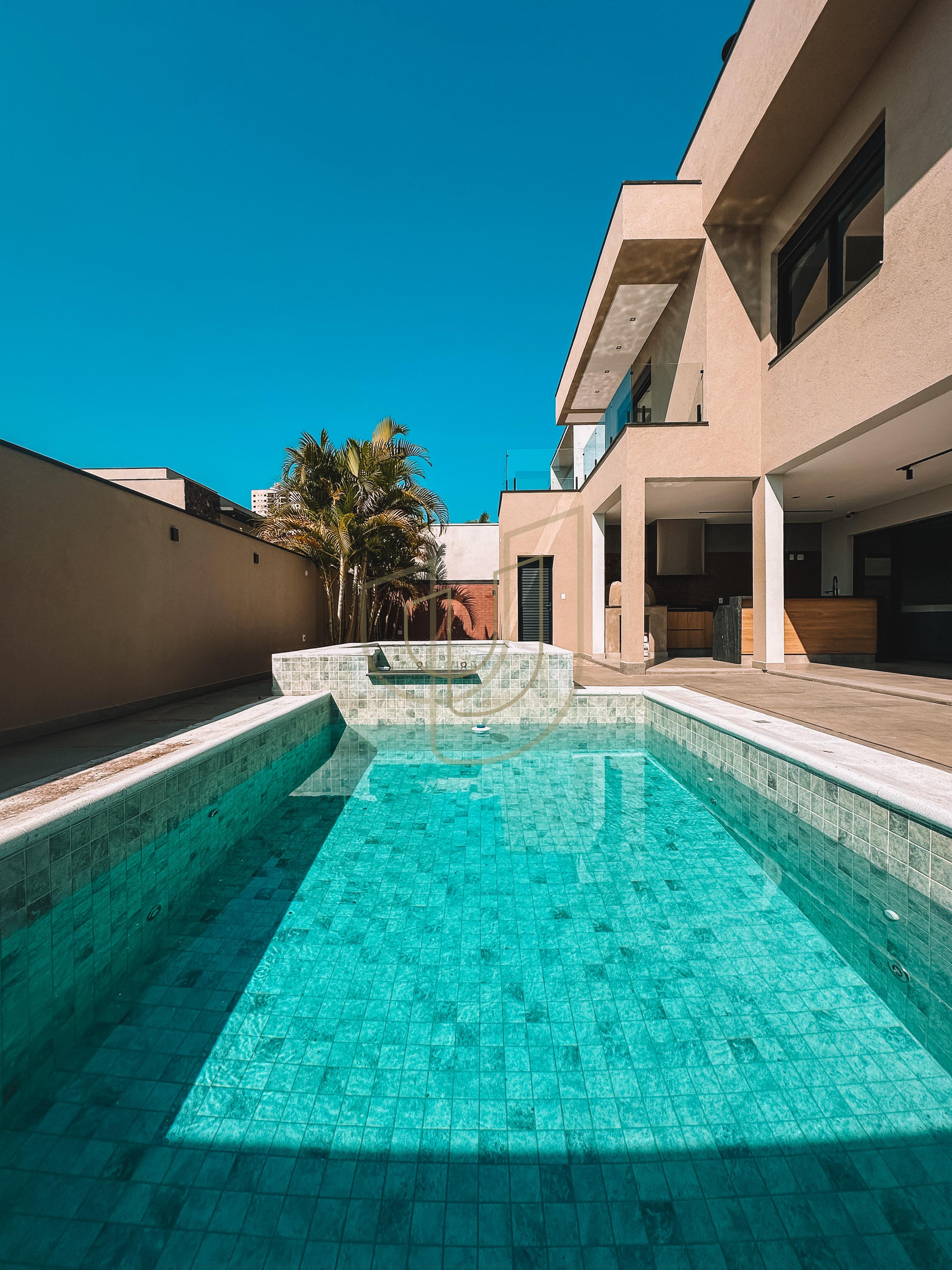 Casa com 4 Su&iacute;tes no Condom&iacute;nio Residencial Monte Carlo Av. José Pinto Ferreira São José dos Campos - 