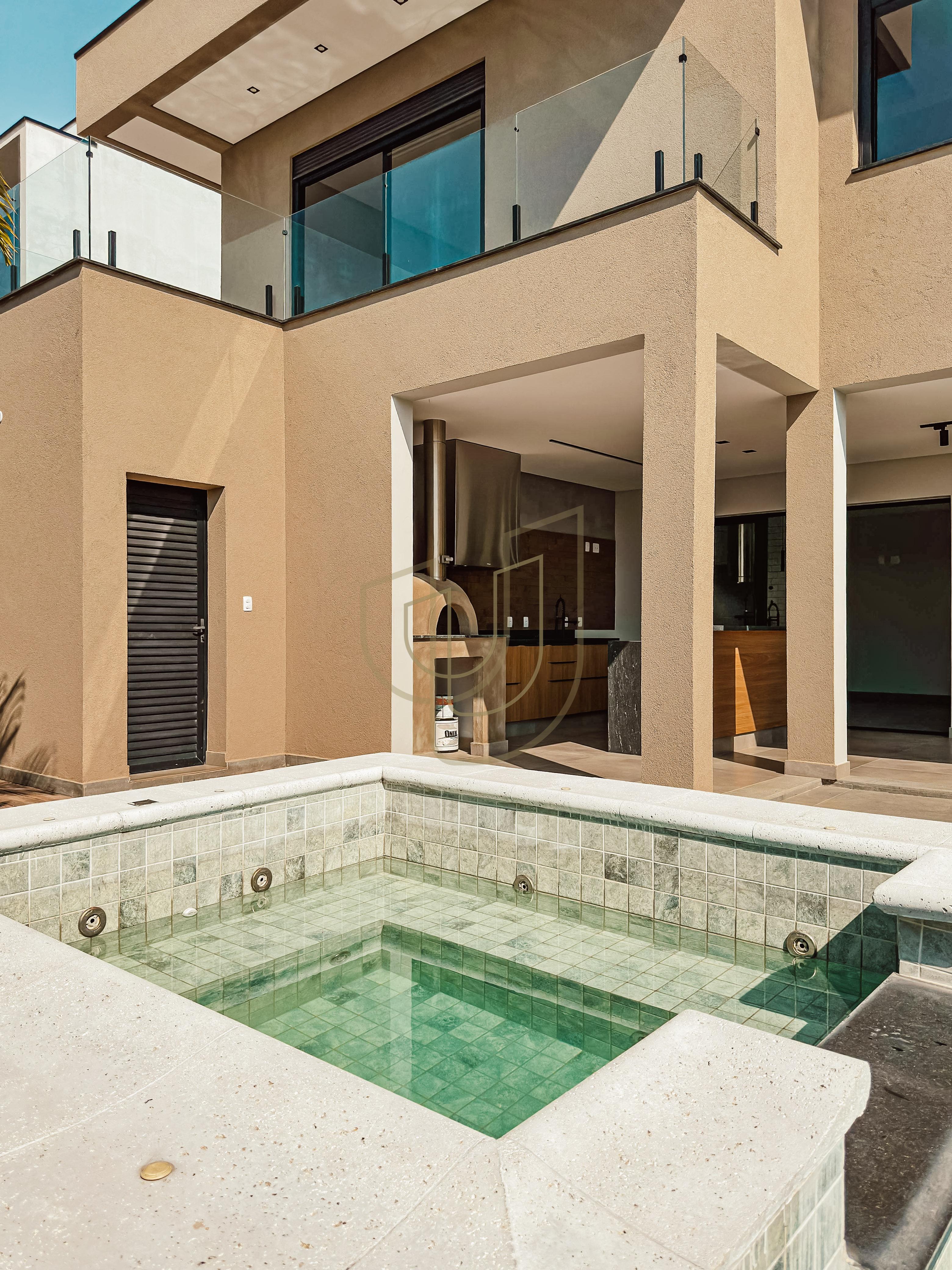 Casa com 4 Su&iacute;tes no Condom&iacute;nio Residencial Monte Carlo Av. José Pinto Ferreira São José dos Campos - 