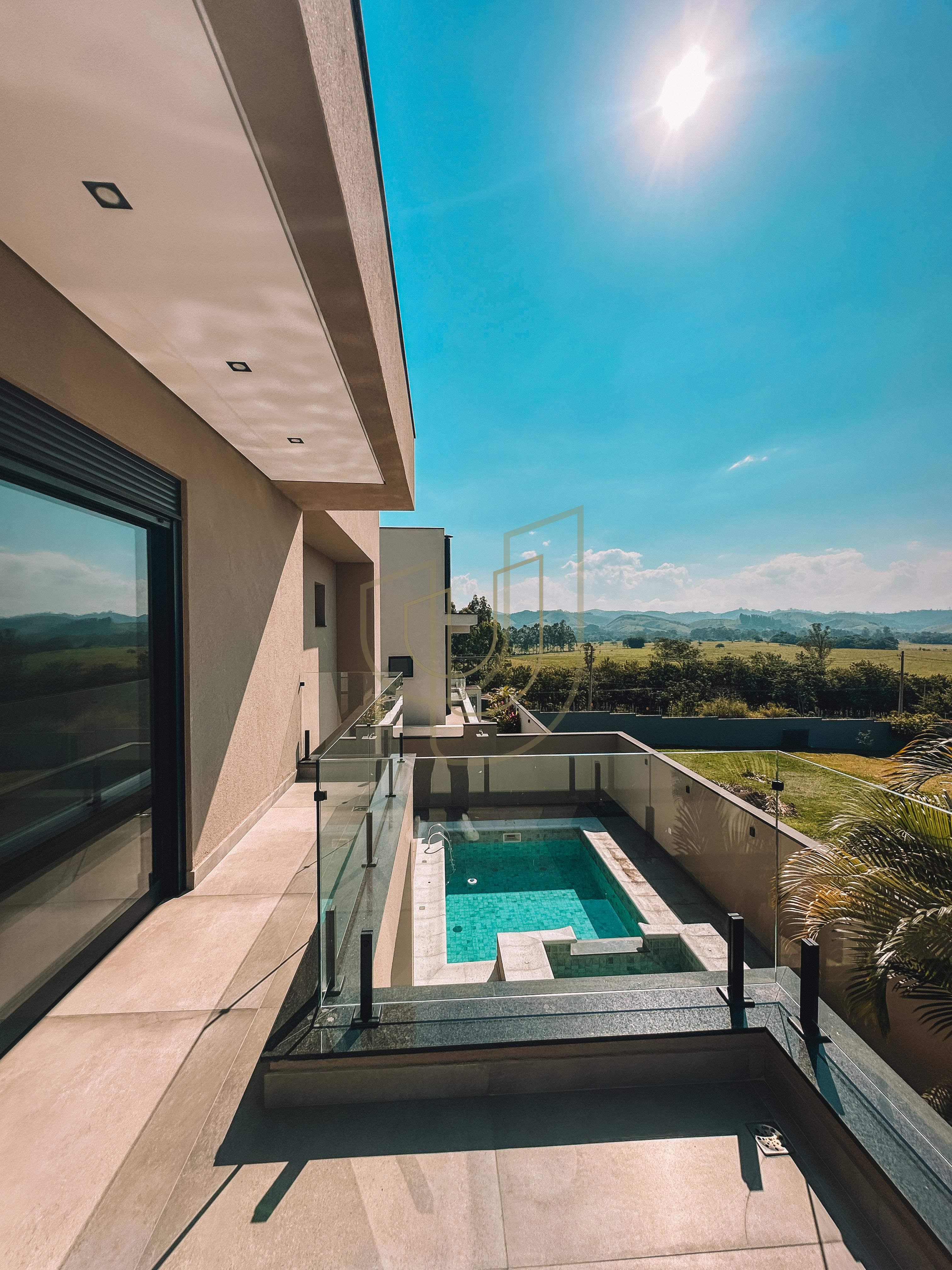 Casa com 4 Su&iacute;tes no Condom&iacute;nio Residencial Monte Carlo Av. José Pinto Ferreira São José dos Campos - 