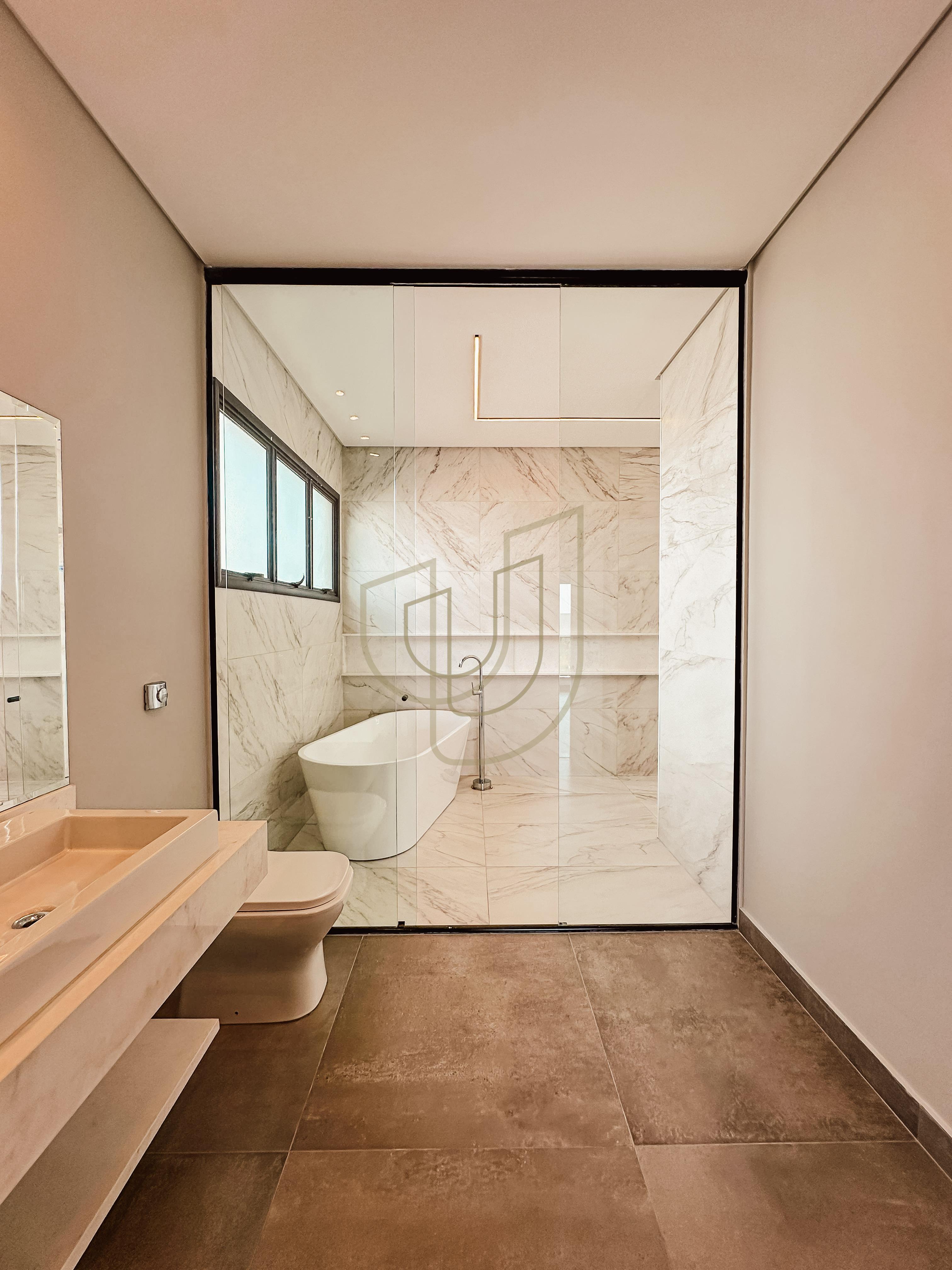 Casa com 4 Su&iacute;tes no Condom&iacute;nio Residencial Monte Carlo Av. José Pinto Ferreira São José dos Campos - 