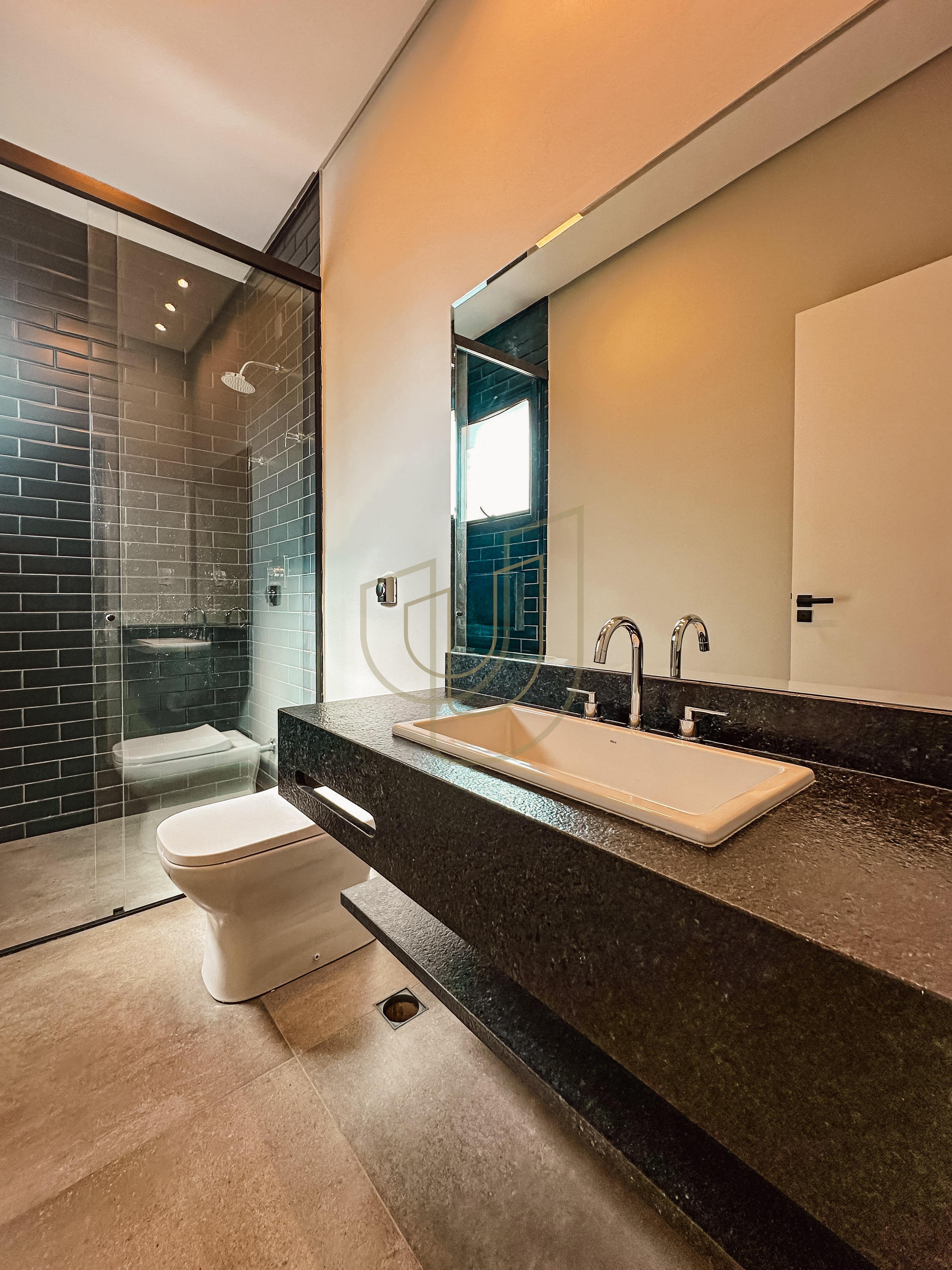 Casa com 4 Su&iacute;tes no Condom&iacute;nio Residencial Monte Carlo Av. José Pinto Ferreira São José dos Campos - 