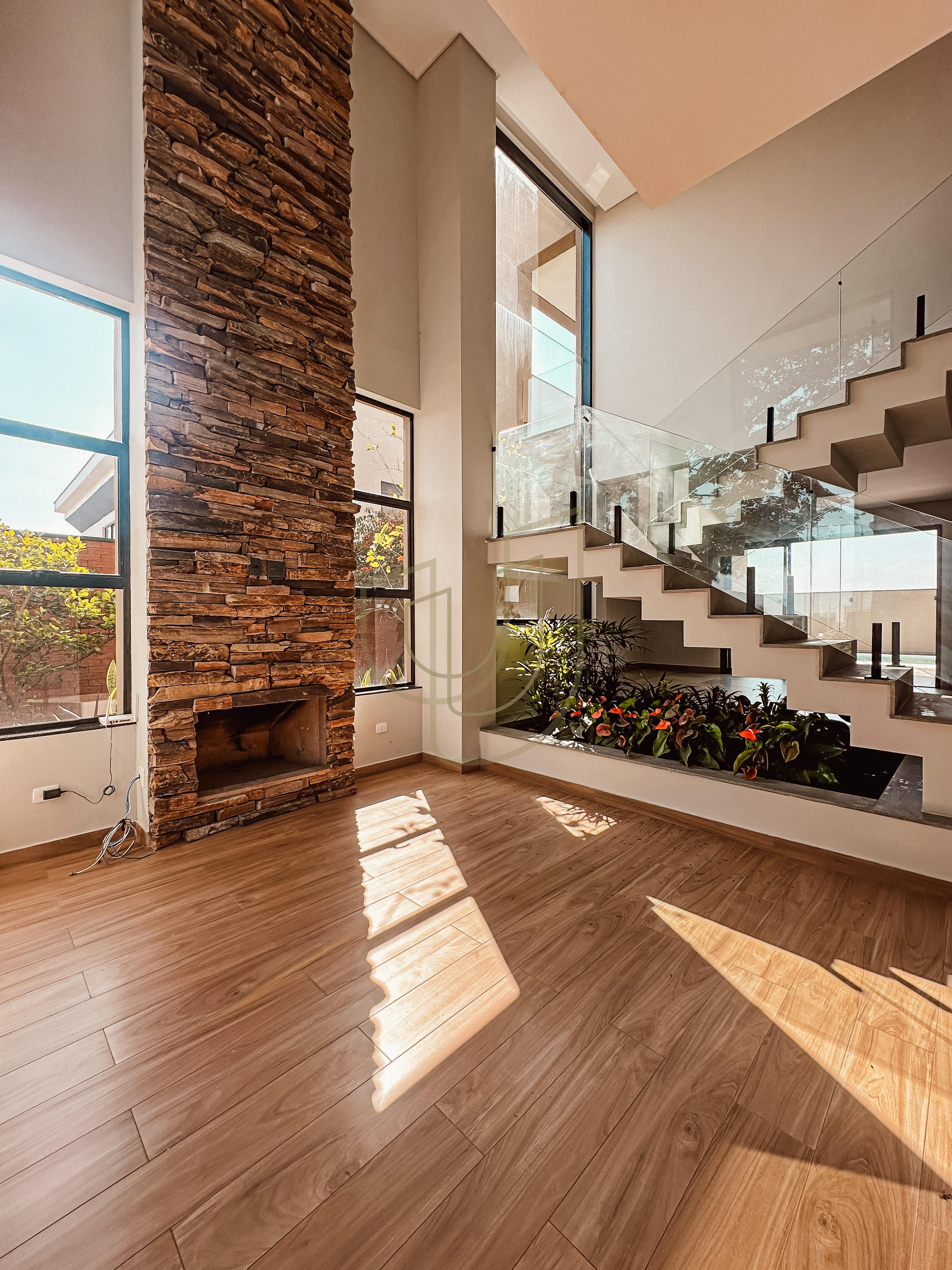 Casa com 4 Su&iacute;tes no Condom&iacute;nio Residencial Monte Carlo Av. José Pinto Ferreira São José dos Campos - 