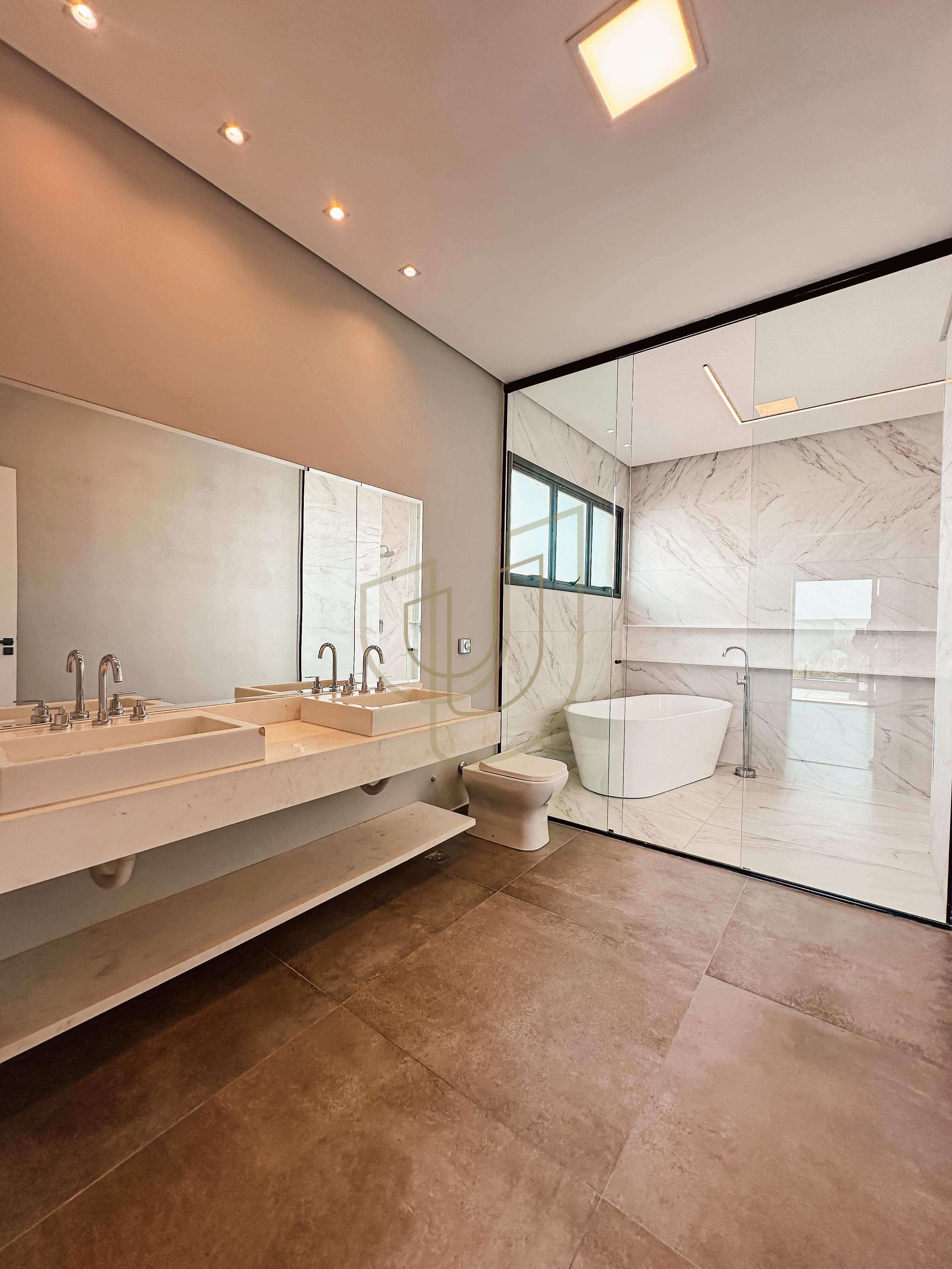 Casa com 4 Su&iacute;tes no Condom&iacute;nio Residencial Monte Carlo Av. José Pinto Ferreira São José dos Campos - 