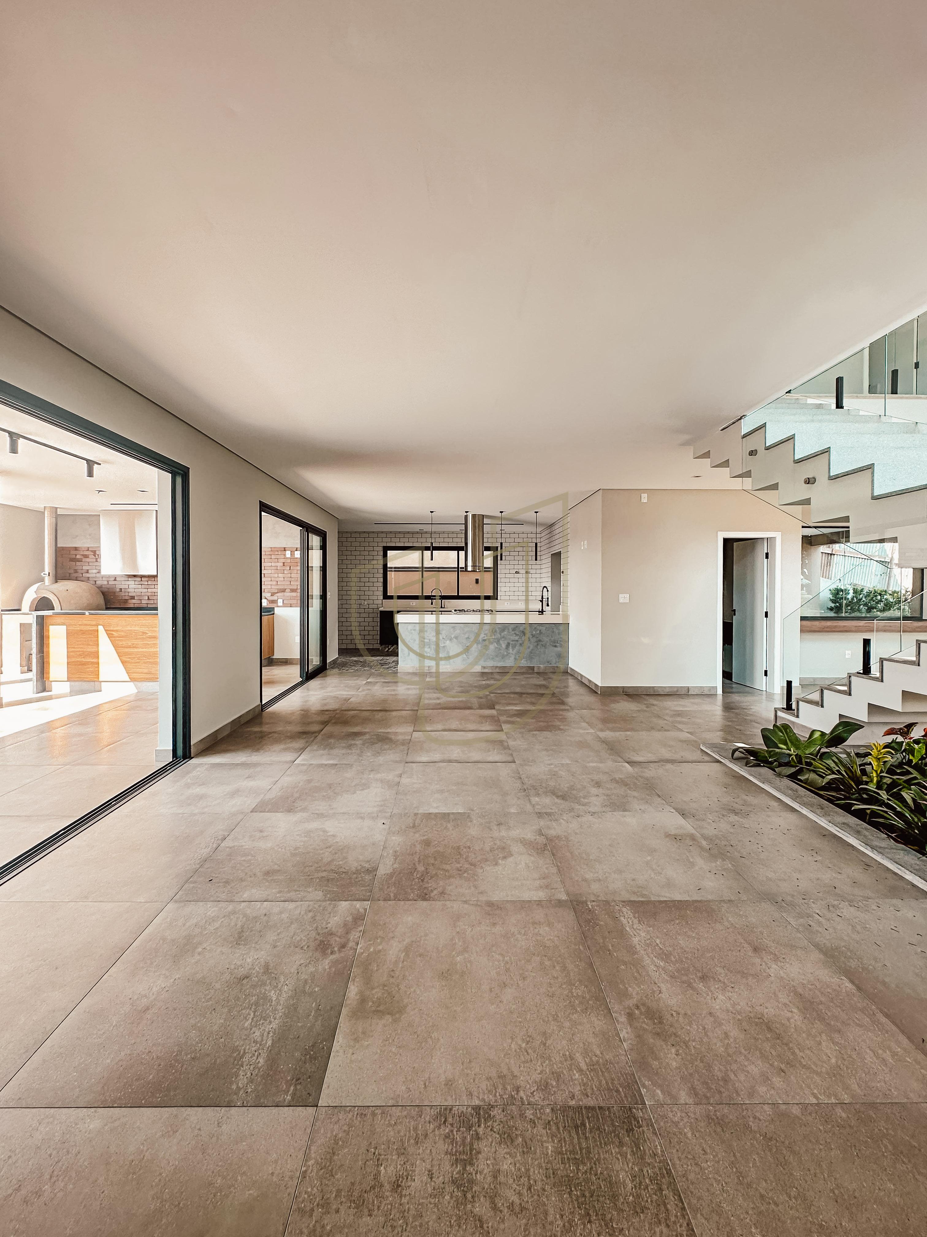 Casa com 4 Su&iacute;tes no Condom&iacute;nio Residencial Monte Carlo Av. José Pinto Ferreira São José dos Campos - 