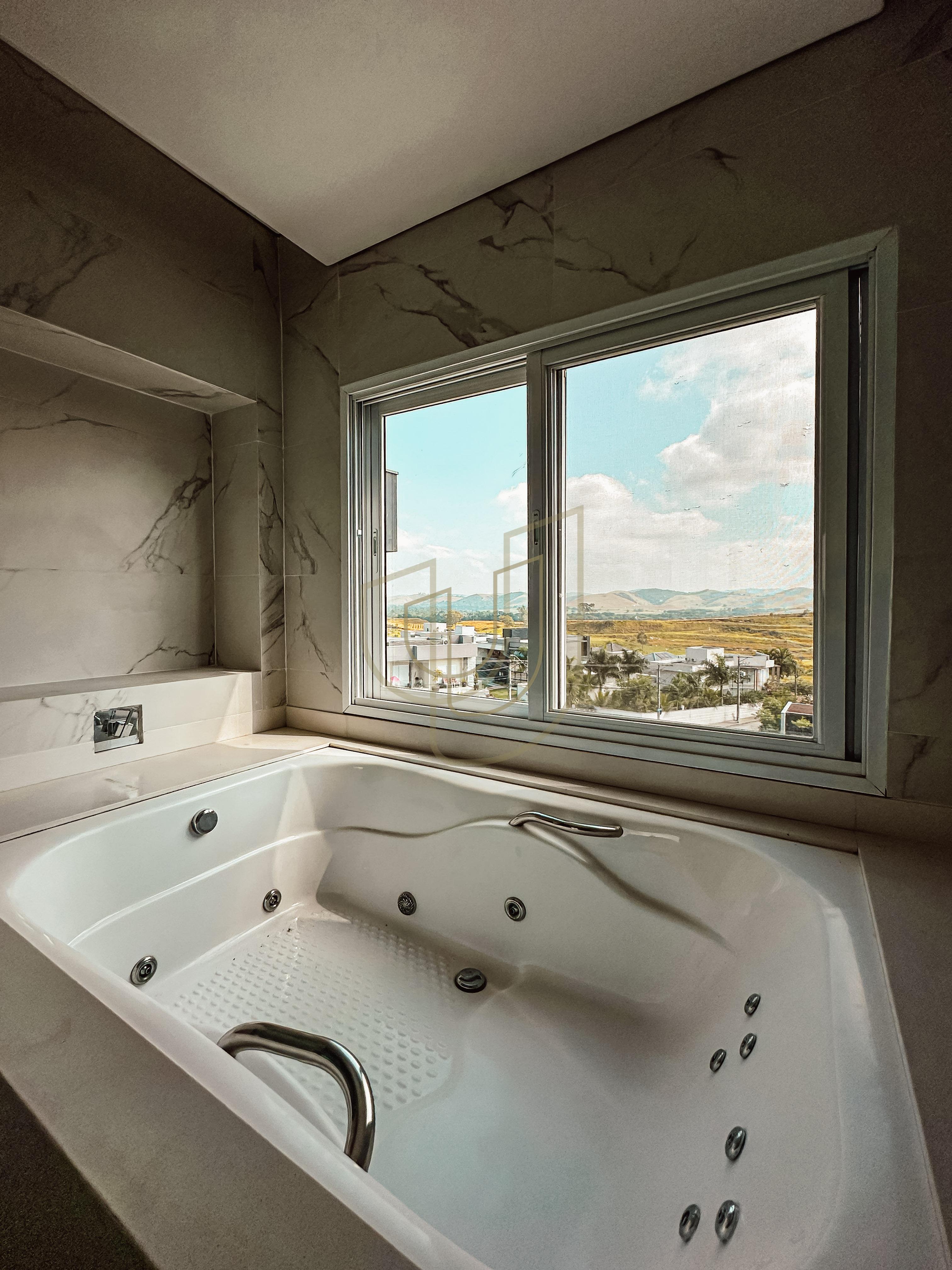 Casa com 4 Su&iacute;tes no Residencial Jaguary Av. Aquarela do Brasil  São José dos Campos - 