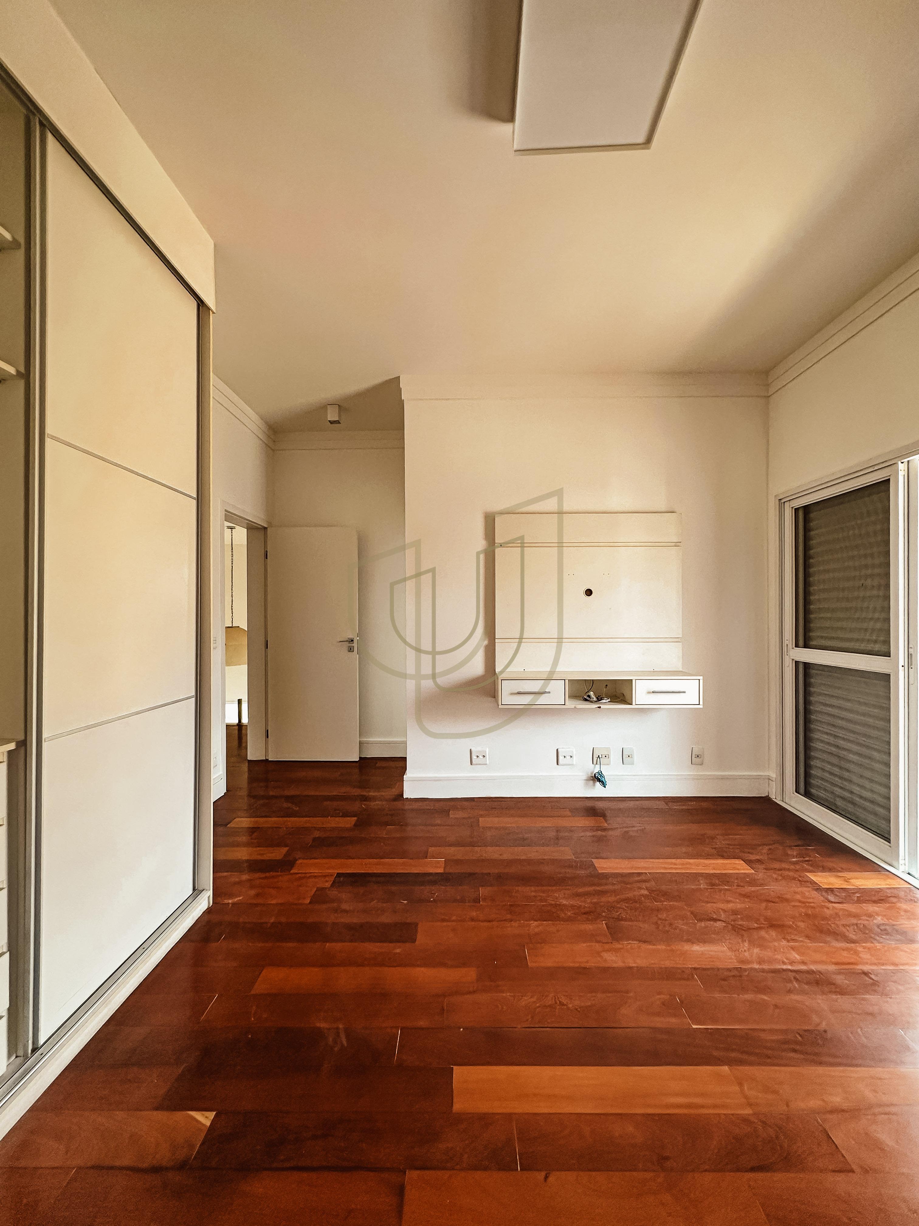 Casa com 4 Su&iacute;tes no Residencial Jaguary Av. Aquarela do Brasil  São José dos Campos - 