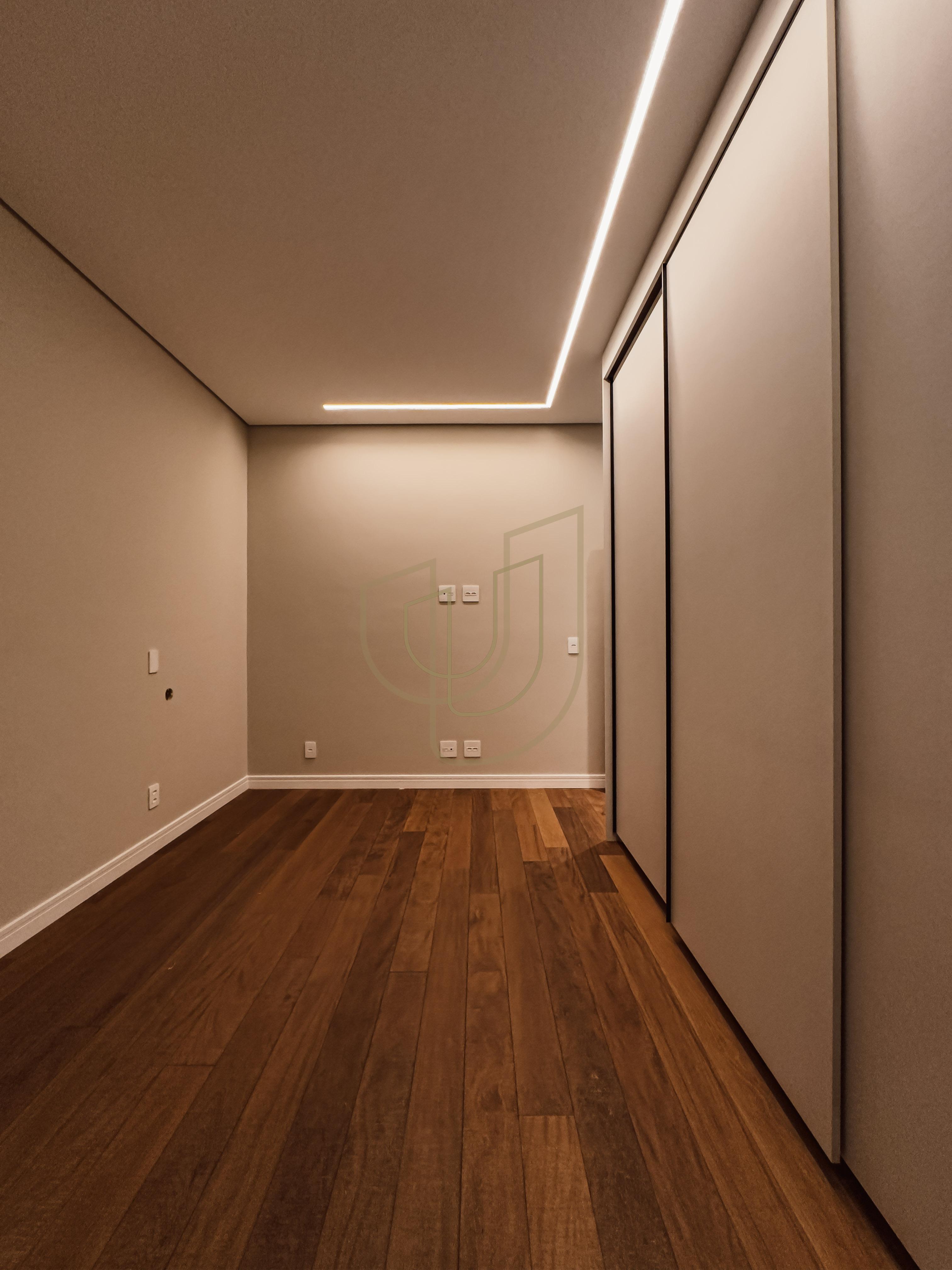 Casa com 4 Su&iacute;tes no Alphaville I Av. Falcão Peregrino São José dos Campos - 