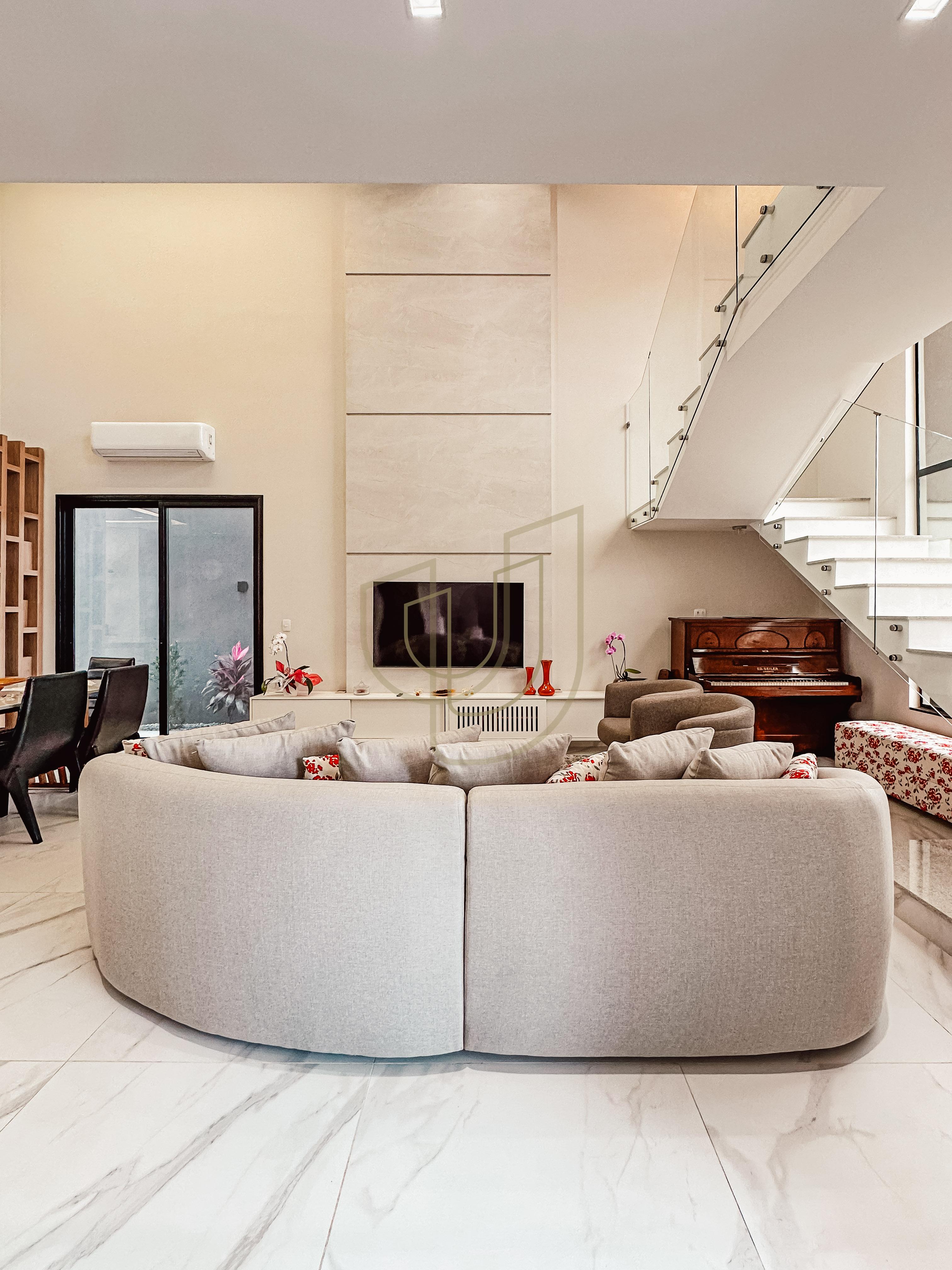 Casa com 3 Su&iacute;tes no Altos da Serra I Avenida Possidonio José de Freitas São José dos Campos - 