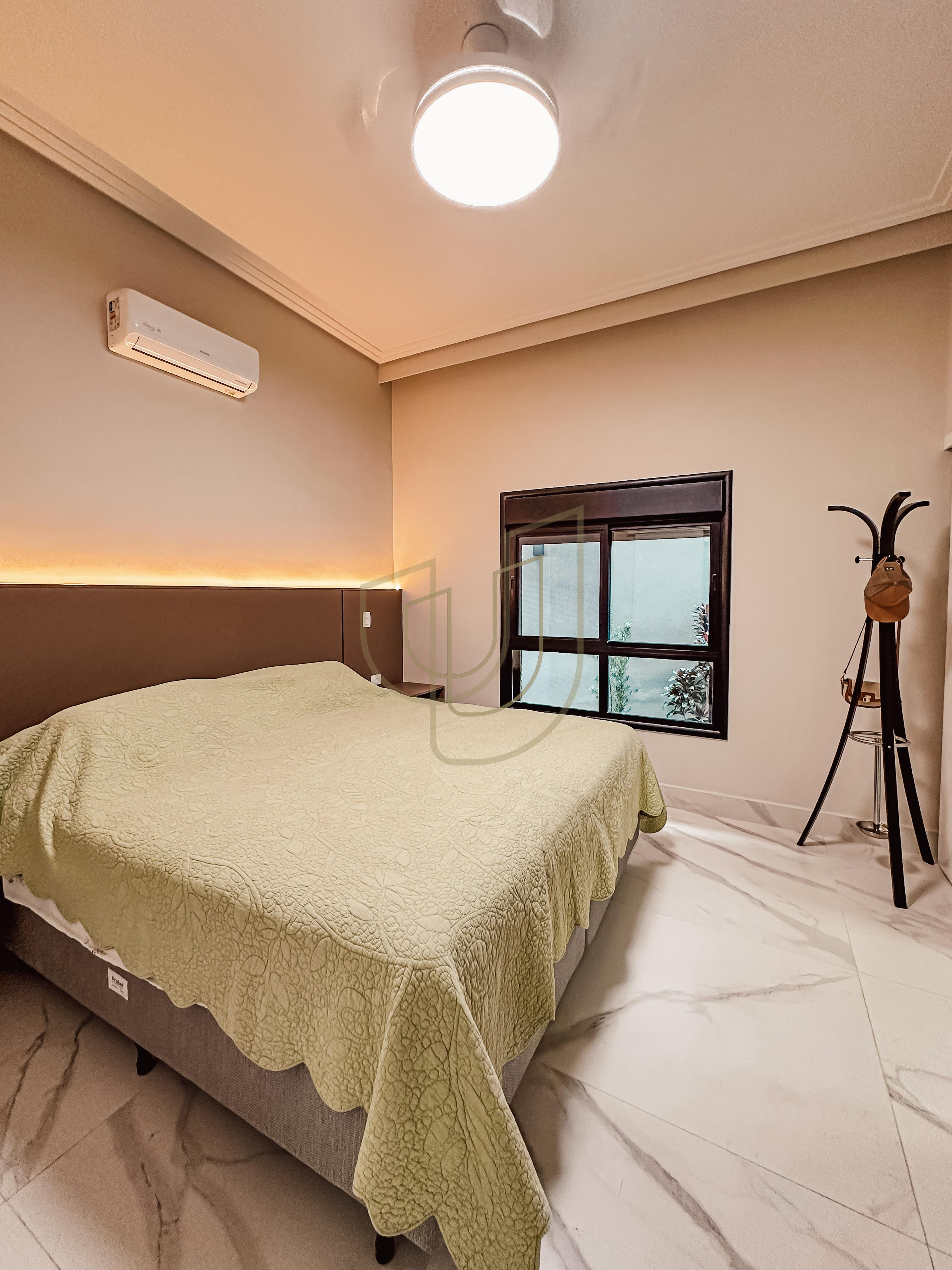 Casa com 3 Su&iacute;tes no Altos da Serra I Avenida Possidonio José de Freitas São José dos Campos - 