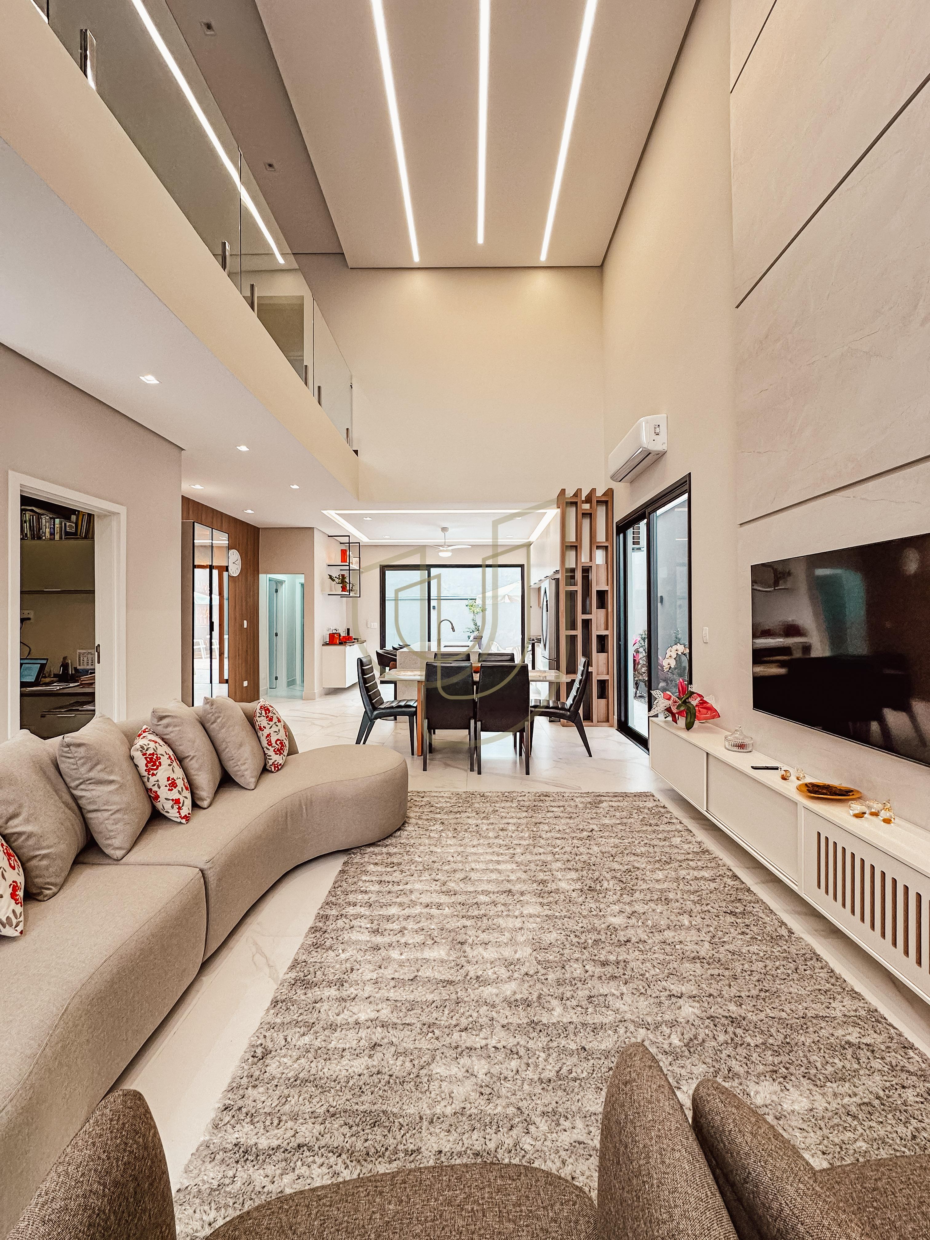 Casa com 3 Su&iacute;tes no Altos da Serra I Avenida Possidonio José de Freitas São José dos Campos - 