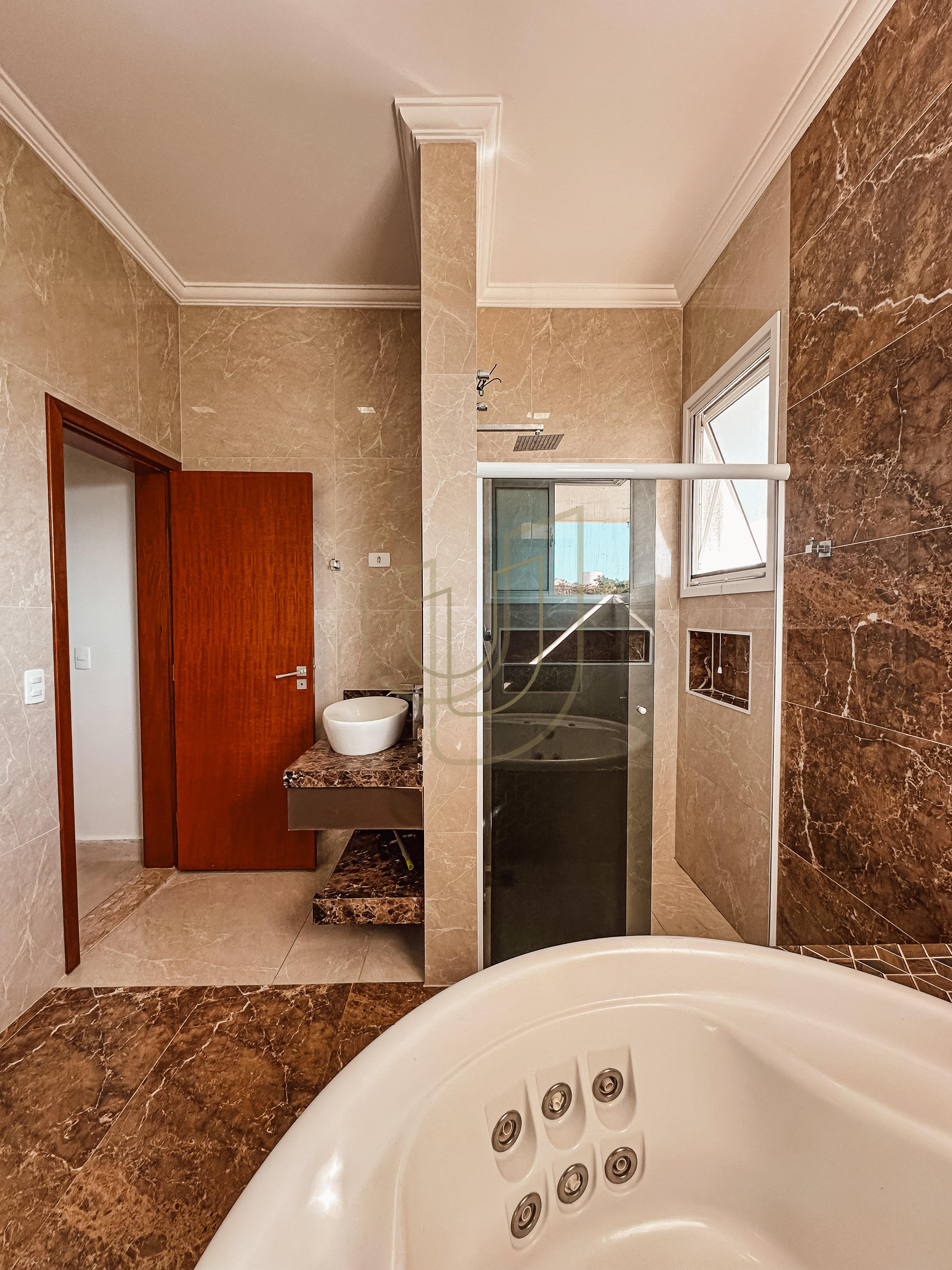 Casa com 3 Su&iacute;tes no Mirante do Vale Rua Sérgio Rodrigues Jacareí - 