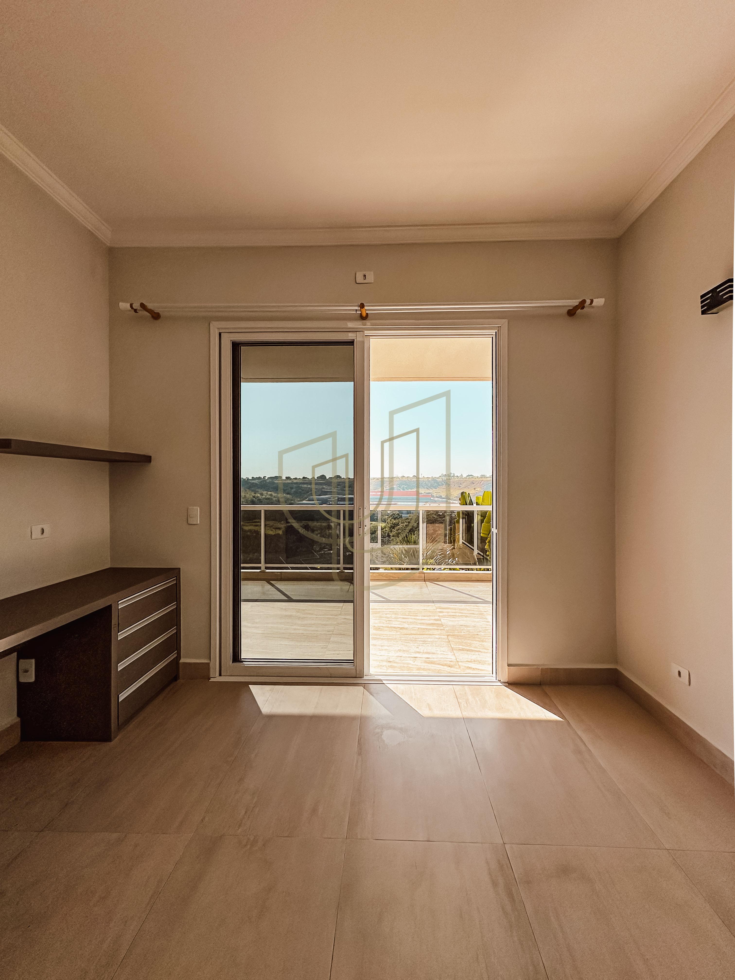 Casa com 3 Su&iacute;tes no Mirante do Vale Rua Sérgio Rodrigues Jacareí - 