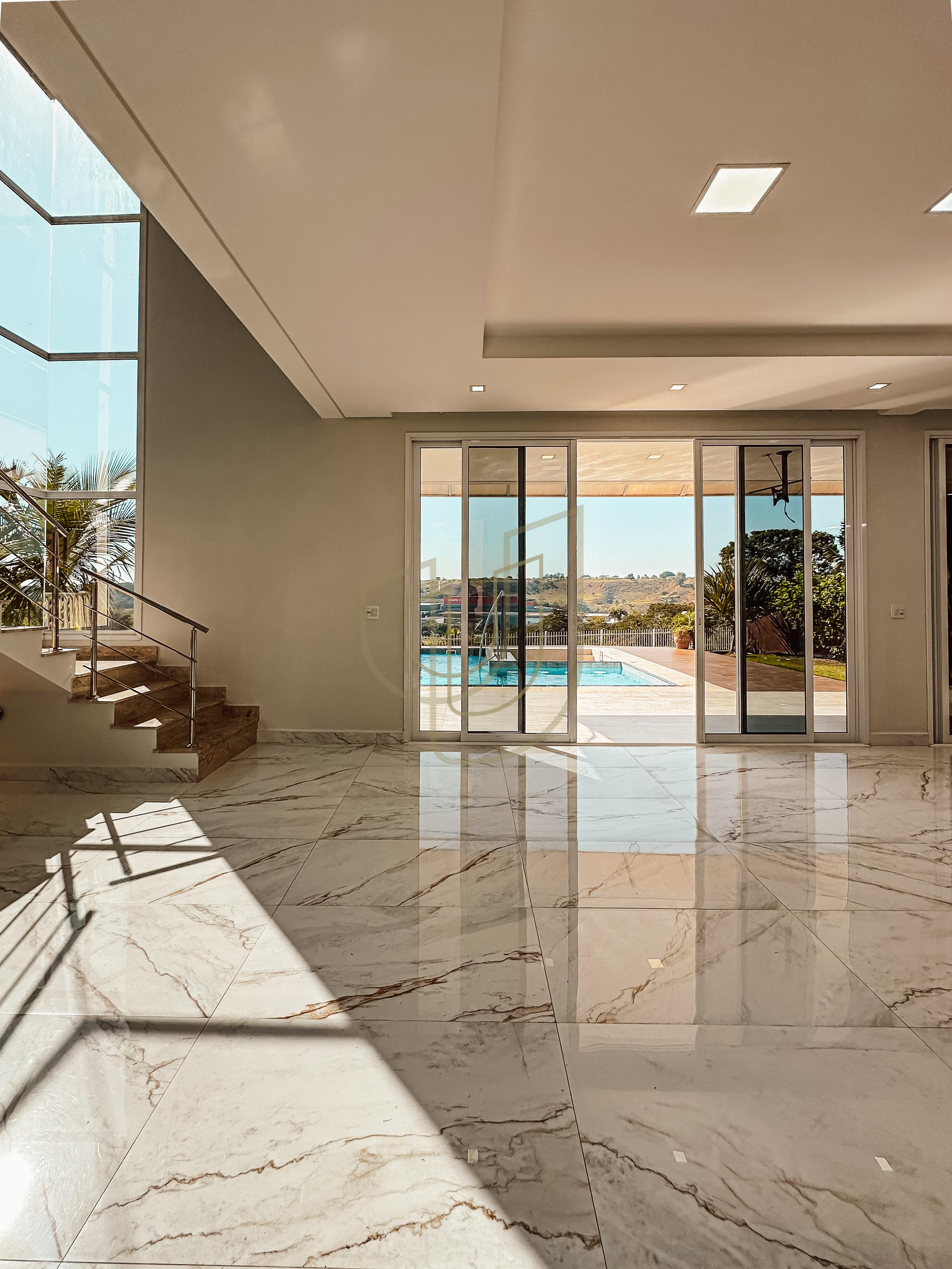 Casa com 3 Su&iacute;tes no Mirante do Vale Rua Sérgio Rodrigues Jacareí - 