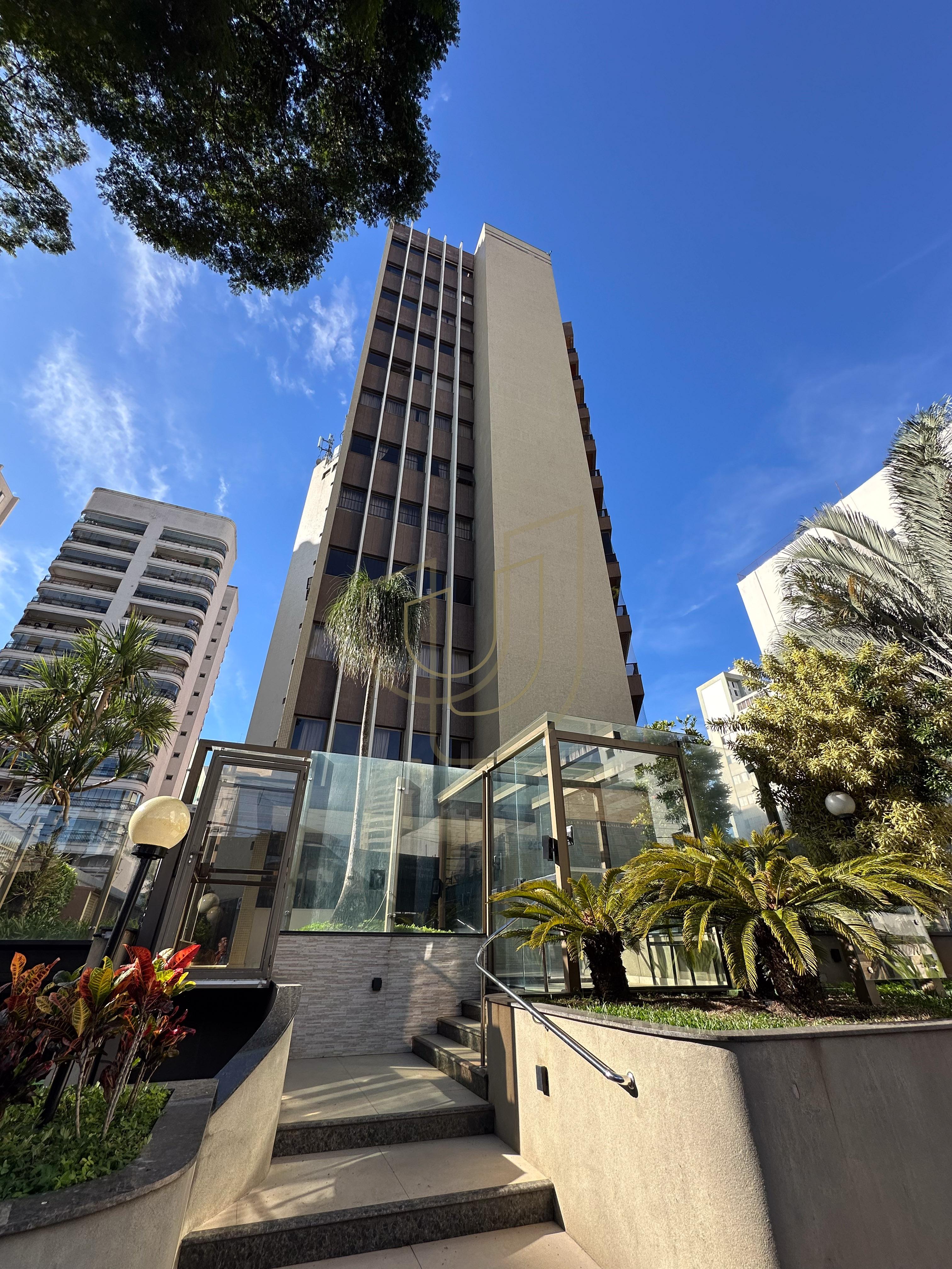 Apartamento com 4 Dormit&oacute;rios no Edif&iacute;cio Toulon Rua Coronel João Cursino São José dos Campos - 