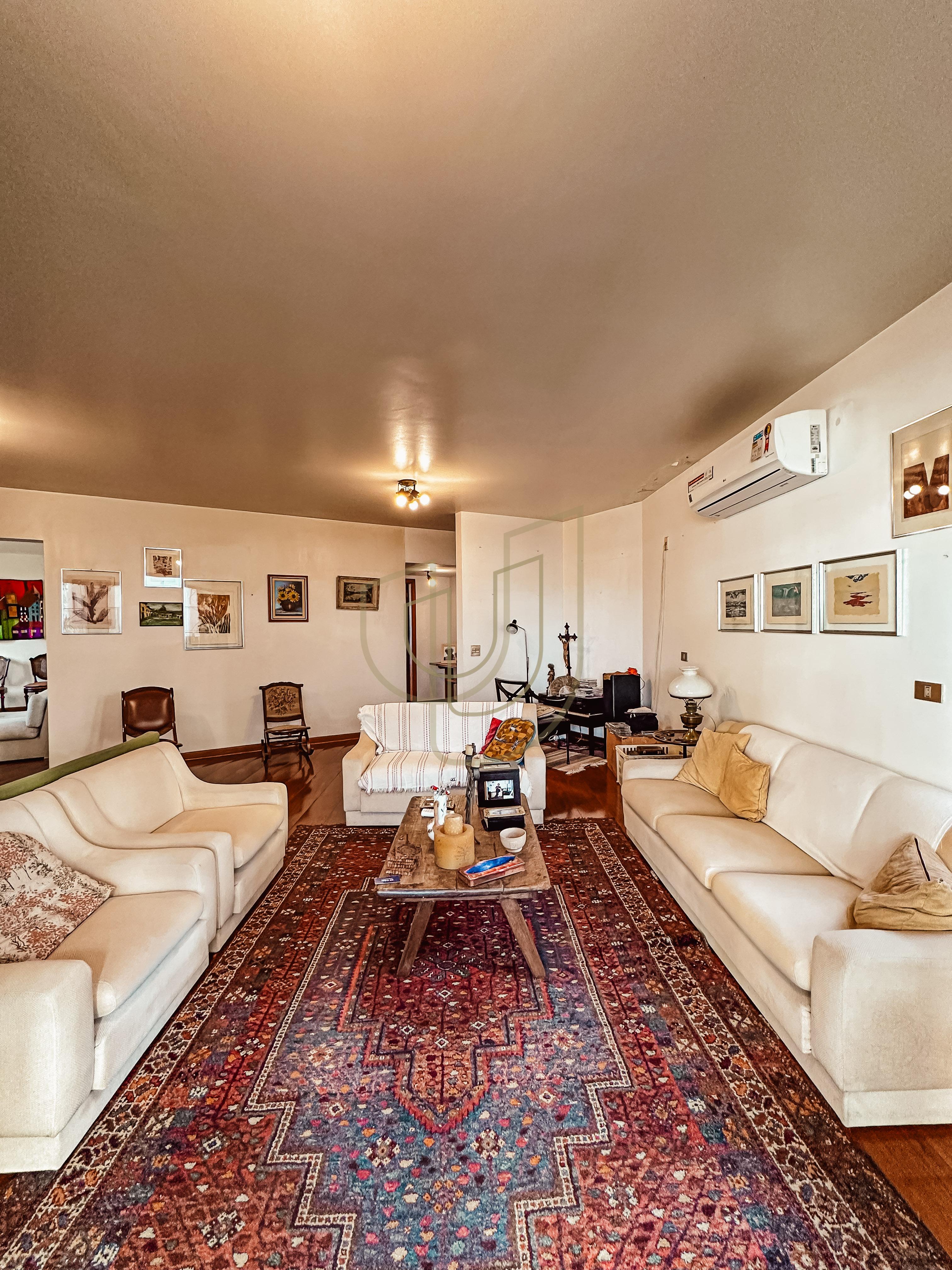 Apartamento com 4 Dormit&oacute;rios no Edif&iacute;cio Toulon Rua Coronel João Cursino São José dos Campos - 