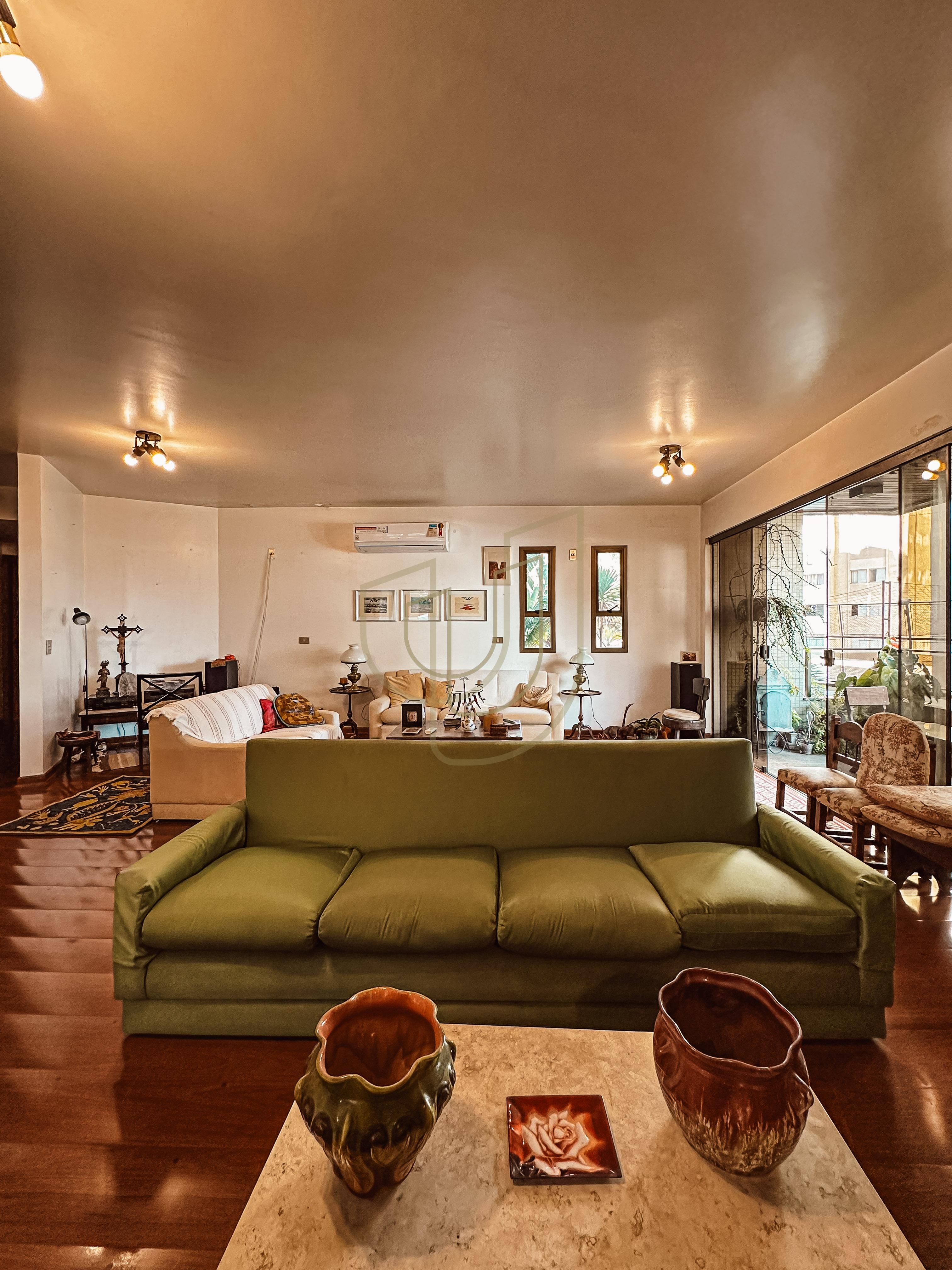 Apartamento com 4 Dormit&oacute;rios no Edif&iacute;cio Toulon Rua Coronel João Cursino São José dos Campos - 