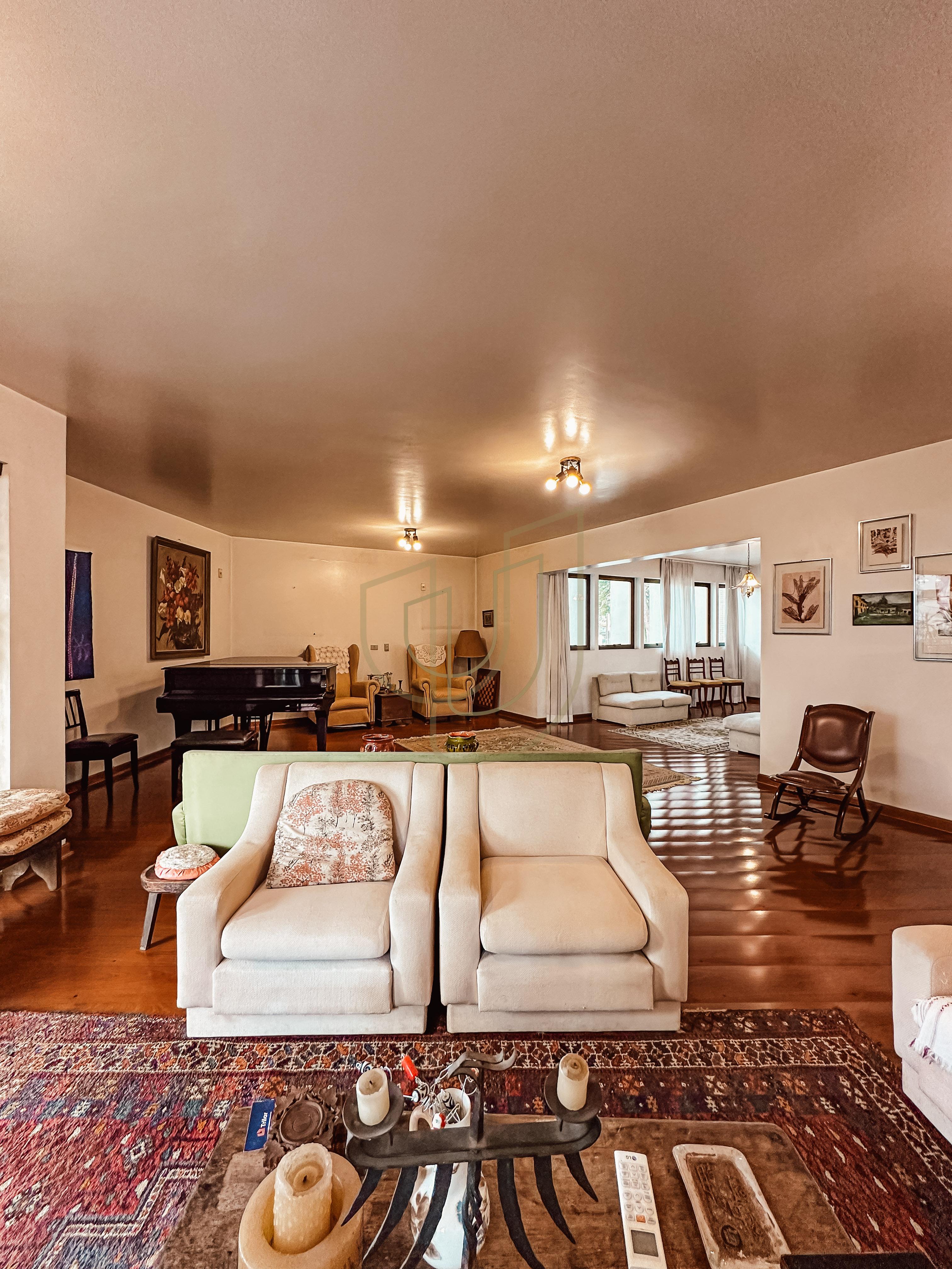 Apartamento com 4 Dormit&oacute;rios no Edif&iacute;cio Toulon Rua Coronel João Cursino São José dos Campos - 