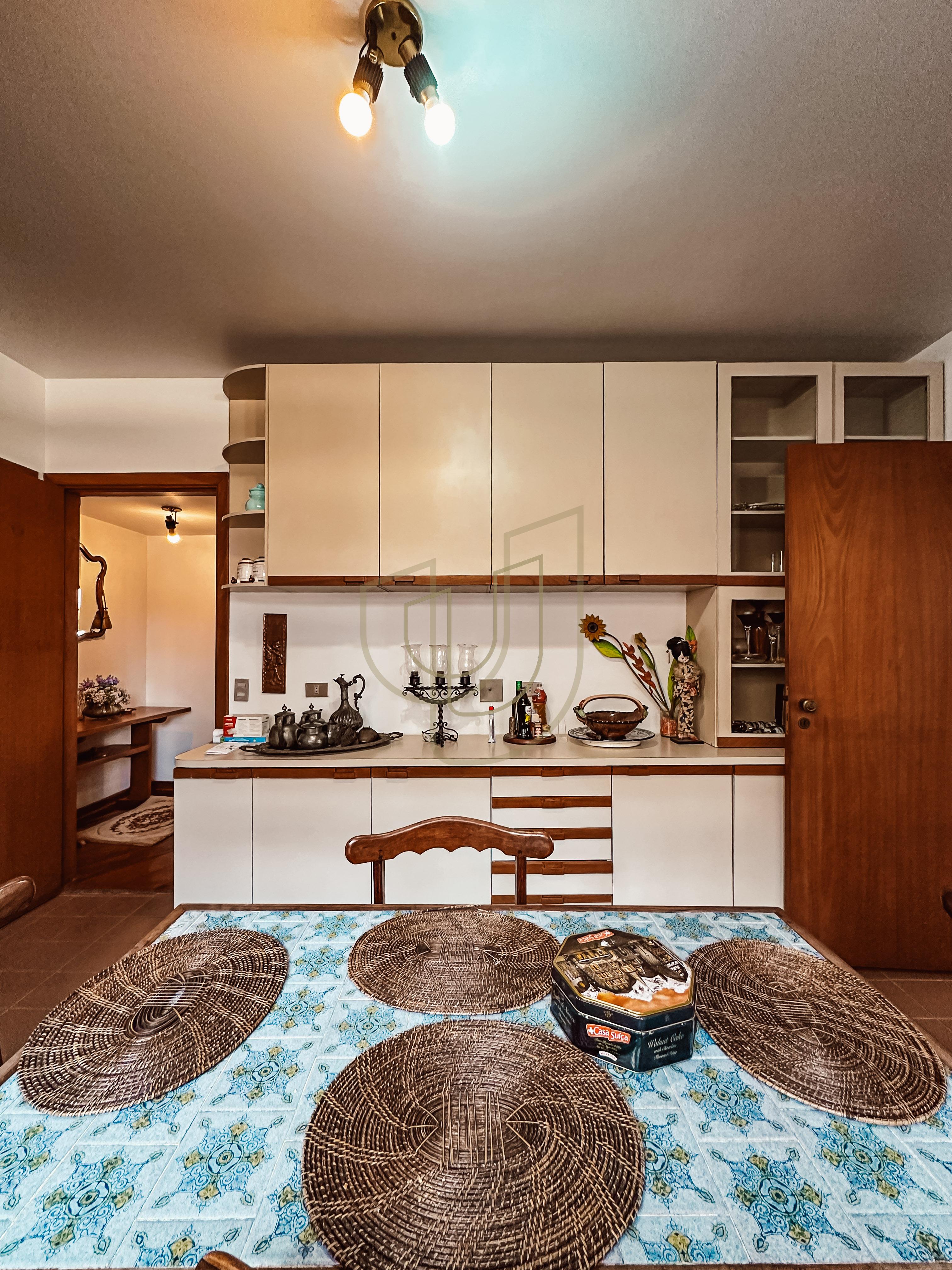 Apartamento com 4 Dormit&oacute;rios no Edif&iacute;cio Toulon Rua Coronel João Cursino São José dos Campos - 