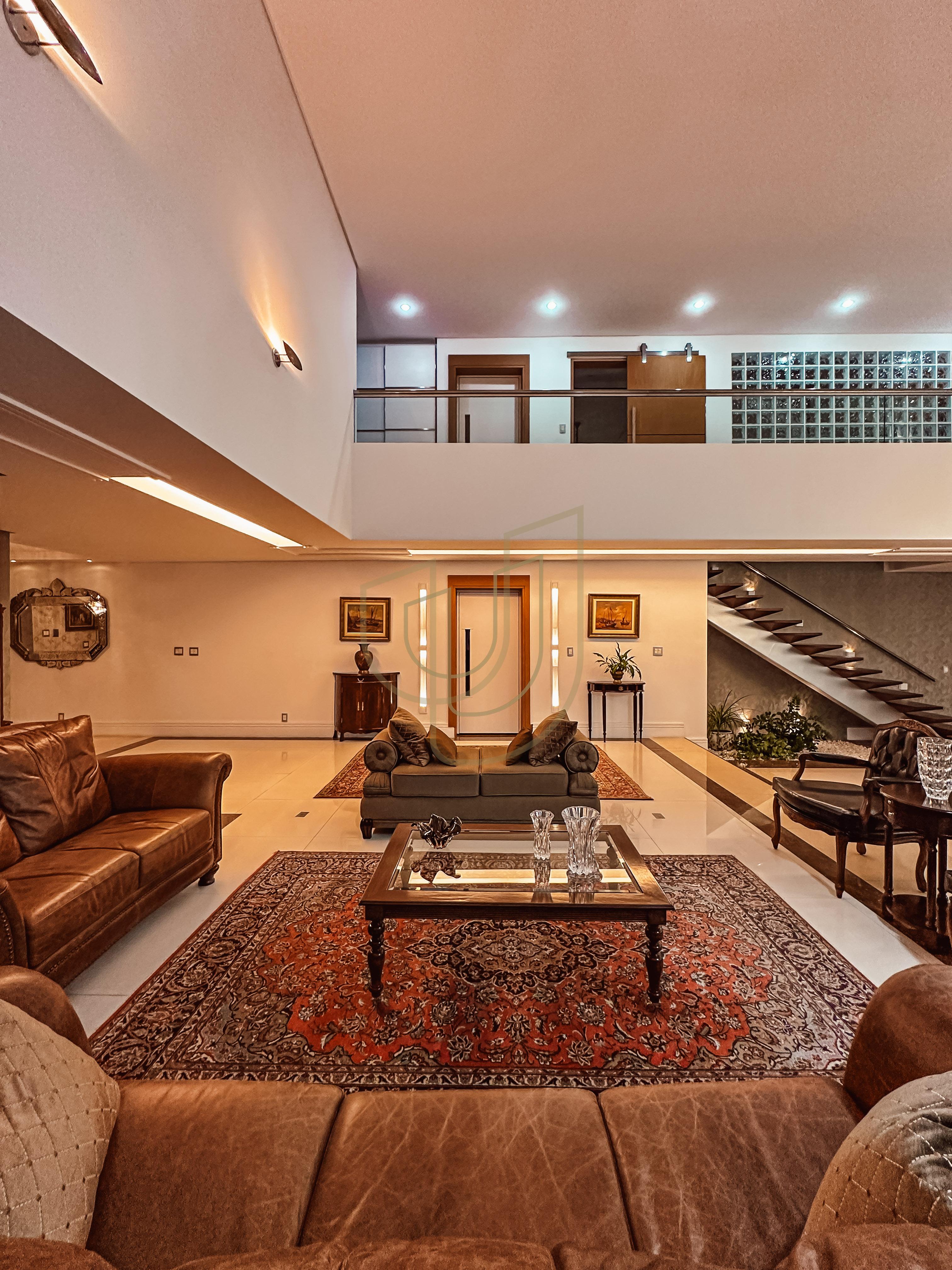 Casa com 5 Su&iacute;tes no Condom&iacute;nio Jardim das Colinas Avenida Major Miguel Naked São José dos Campos - 