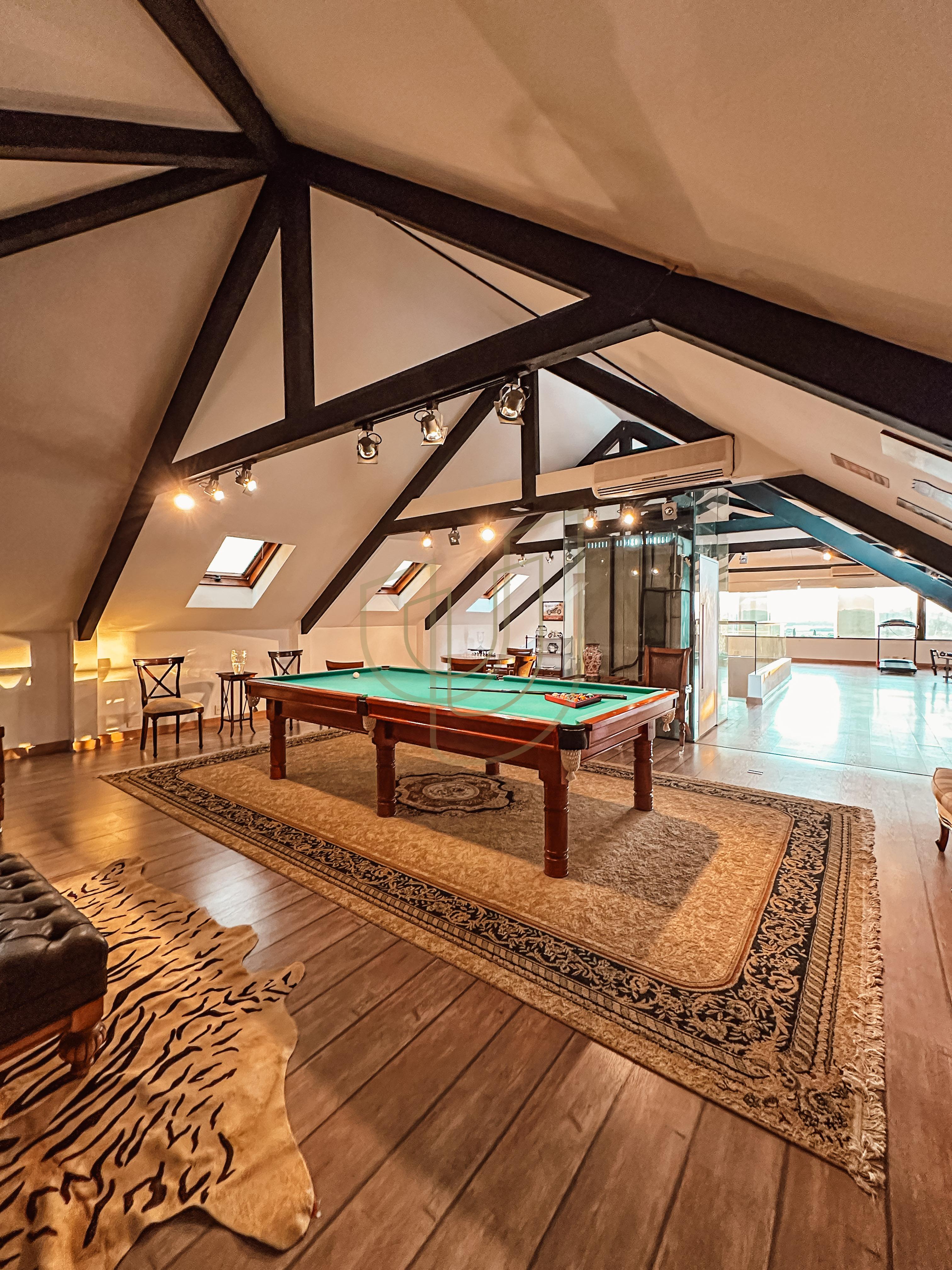 Casa com 5 Su&iacute;tes no Condom&iacute;nio Jardim das Colinas Avenida Major Miguel Naked São José dos Campos - 