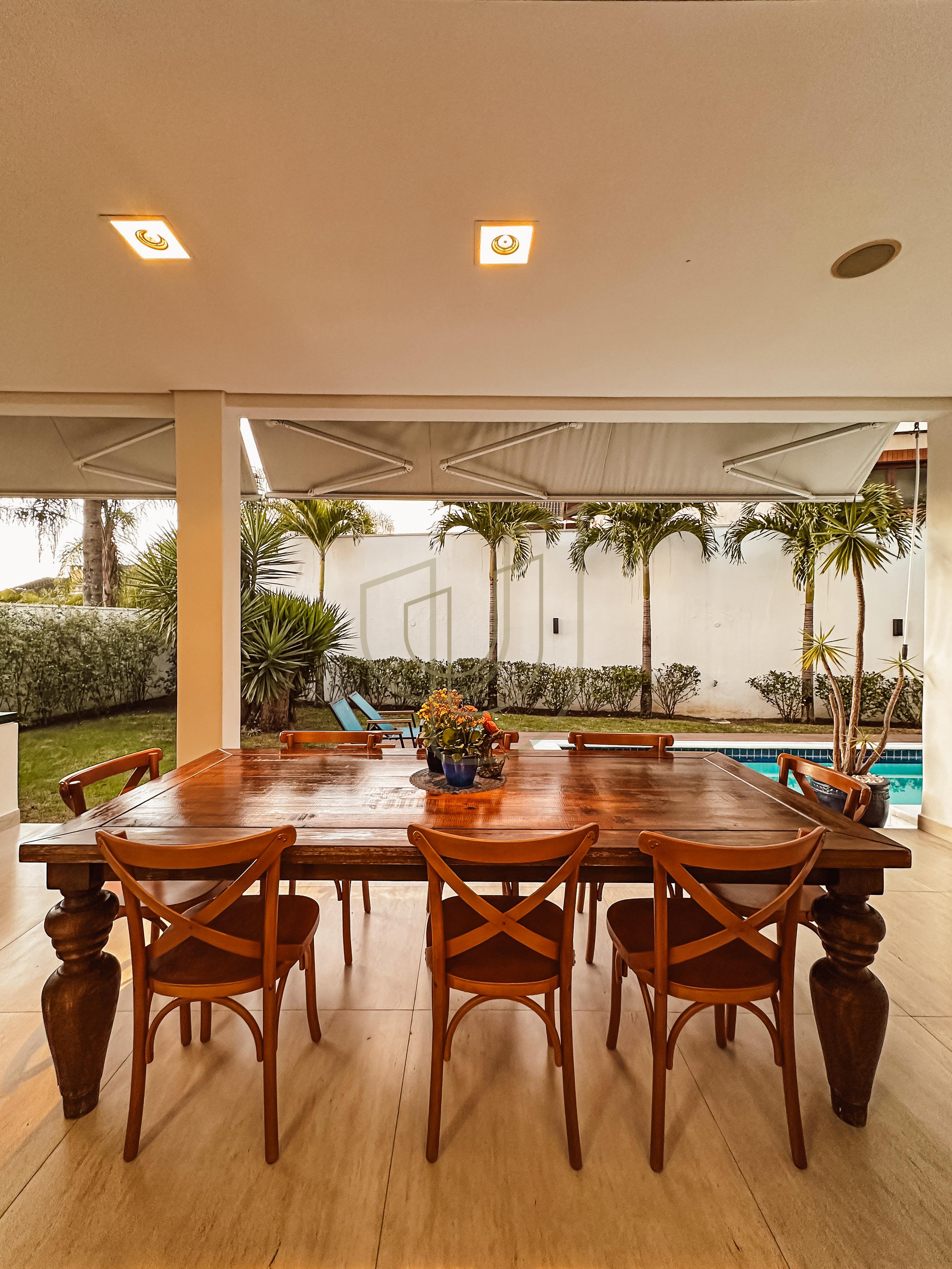 Casa com 5 Su&iacute;tes no Condom&iacute;nio Jardim das Colinas Avenida Major Miguel Naked São José dos Campos - 