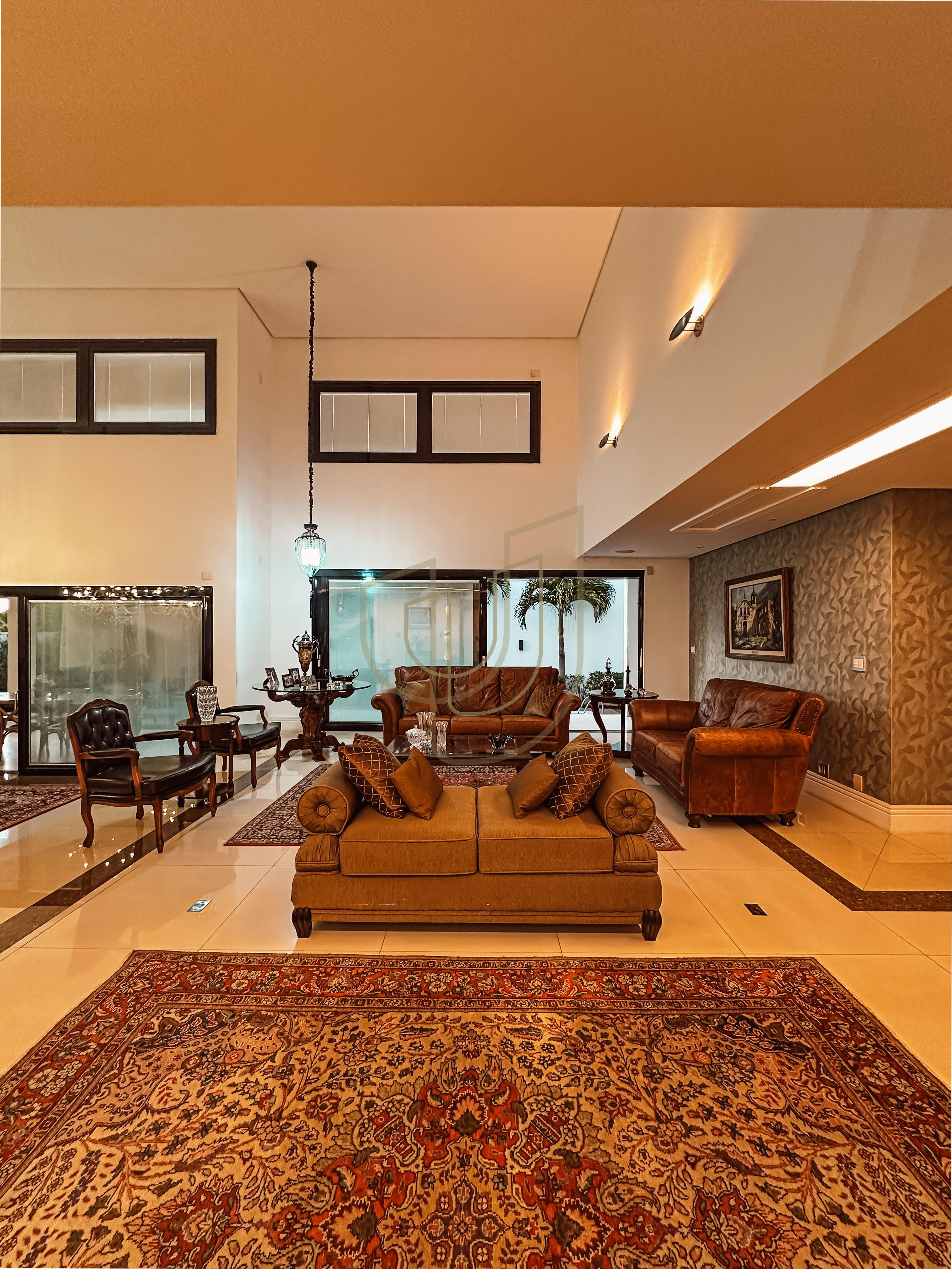 Casa com 5 Su&iacute;tes no Condom&iacute;nio Jardim das Colinas Avenida Major Miguel Naked São José dos Campos - 