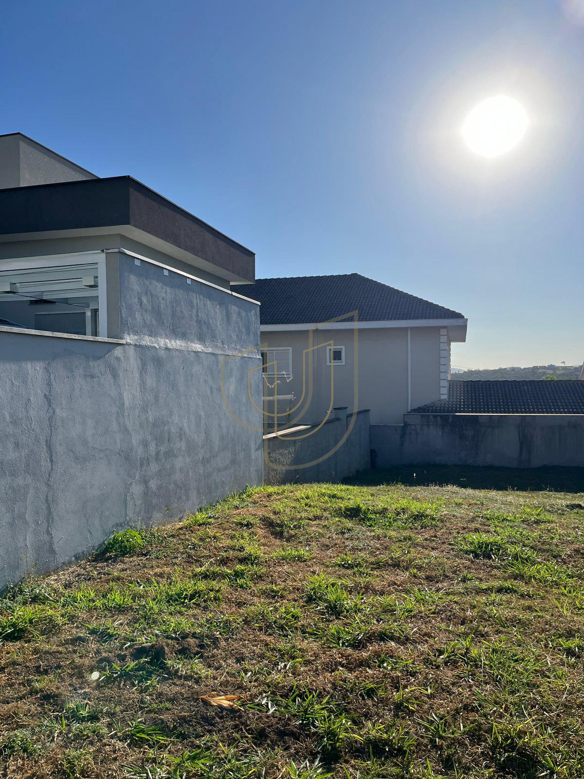 Terreno de 250 m&sup2; no Residencial Floradas da Serra Rua Miguel Angel Jimenez Romanillos São José dos Campos - 