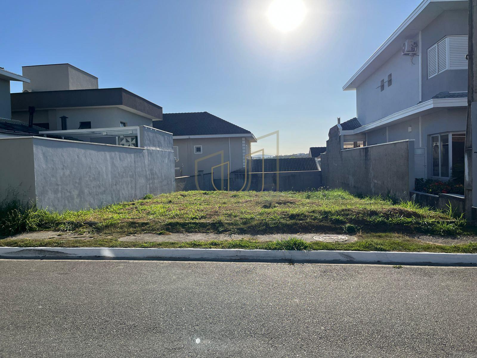 Terreno de 250 m&sup2; no Residencial Floradas da Serra Rua Miguel Angel Jimenez Romanillos São José dos Campos - 