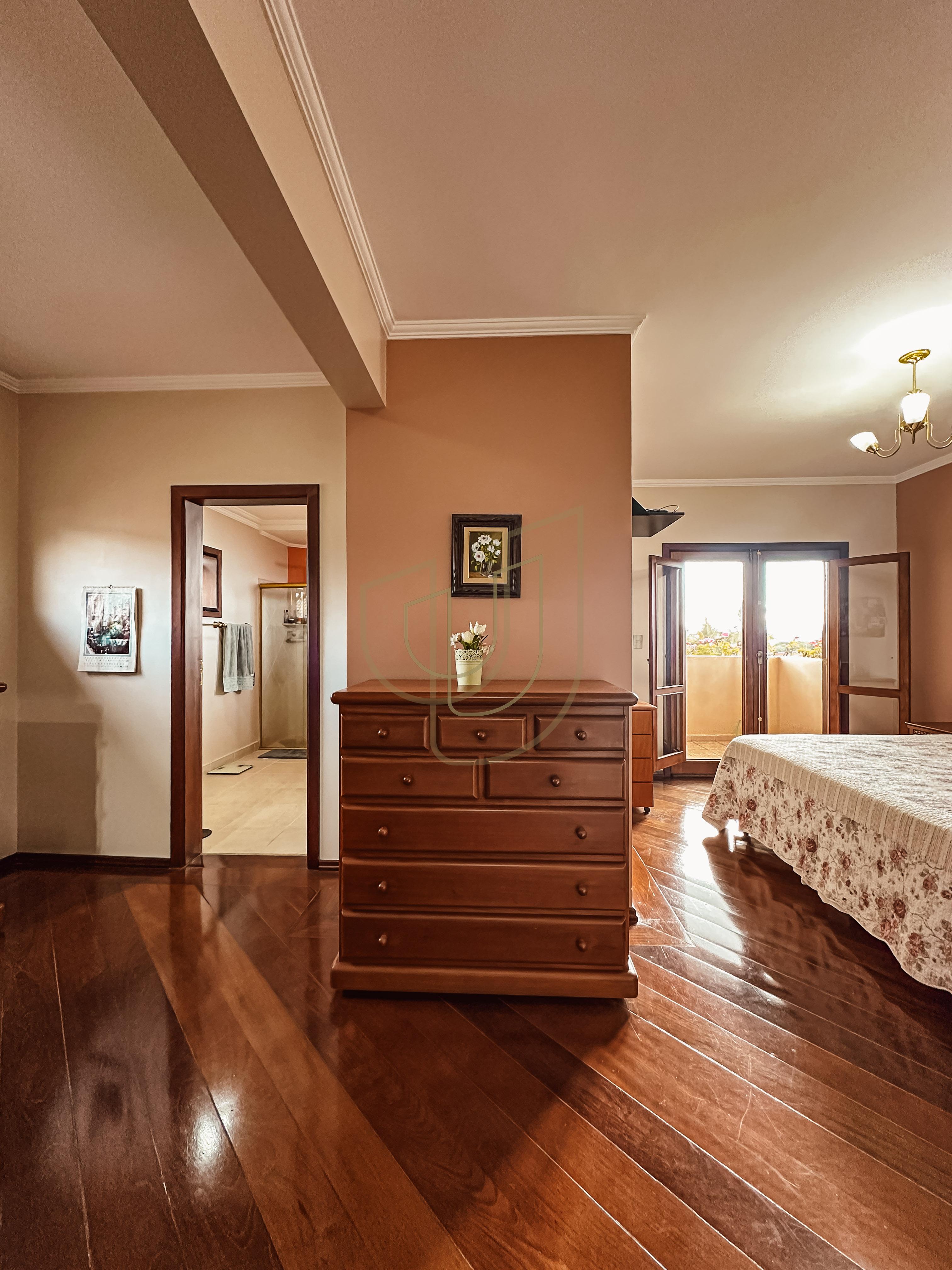 Casa com 4 Su&iacute;tes no Condom&iacute;nio Jardim das Colinas Avenida Major Miguel Naked São José dos Campos - 