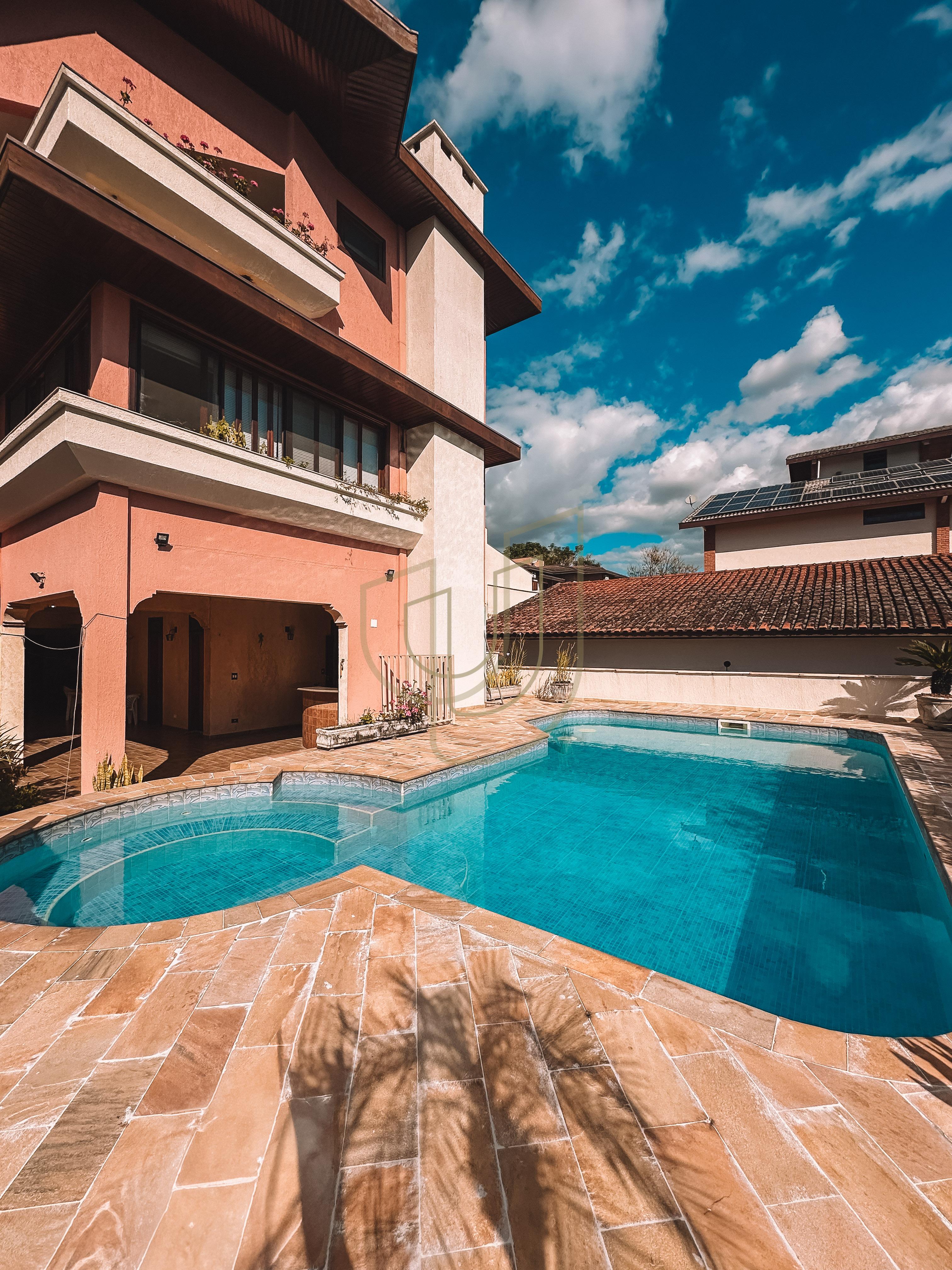 Casa com 4 Su&iacute;tes no Condom&iacute;nio Jardim das Colinas Avenida Major Miguel Naked São José dos Campos - 