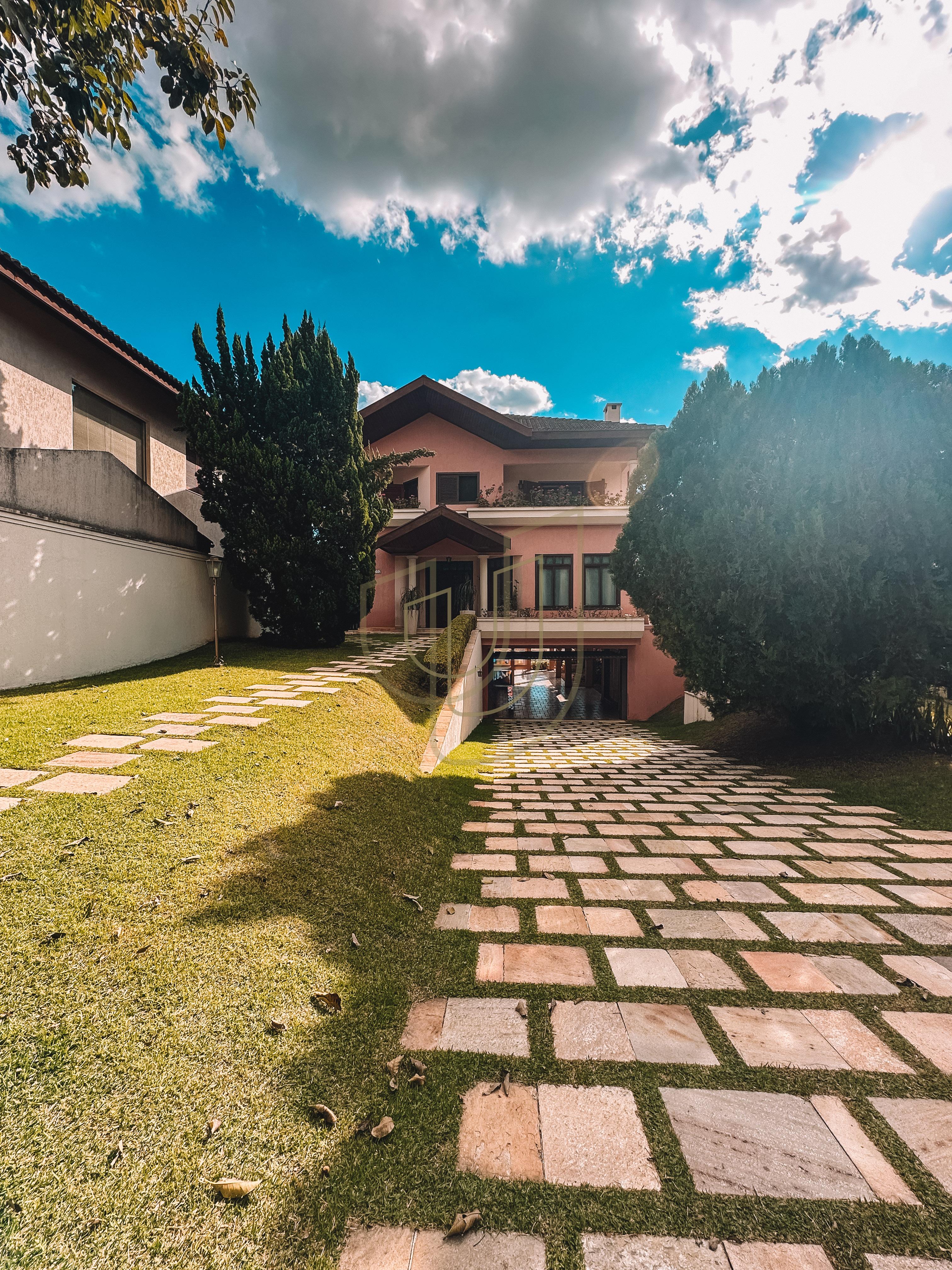 Casa com 4 Su&iacute;tes no Condom&iacute;nio Jardim das Colinas Avenida Major Miguel Naked São José dos Campos - 