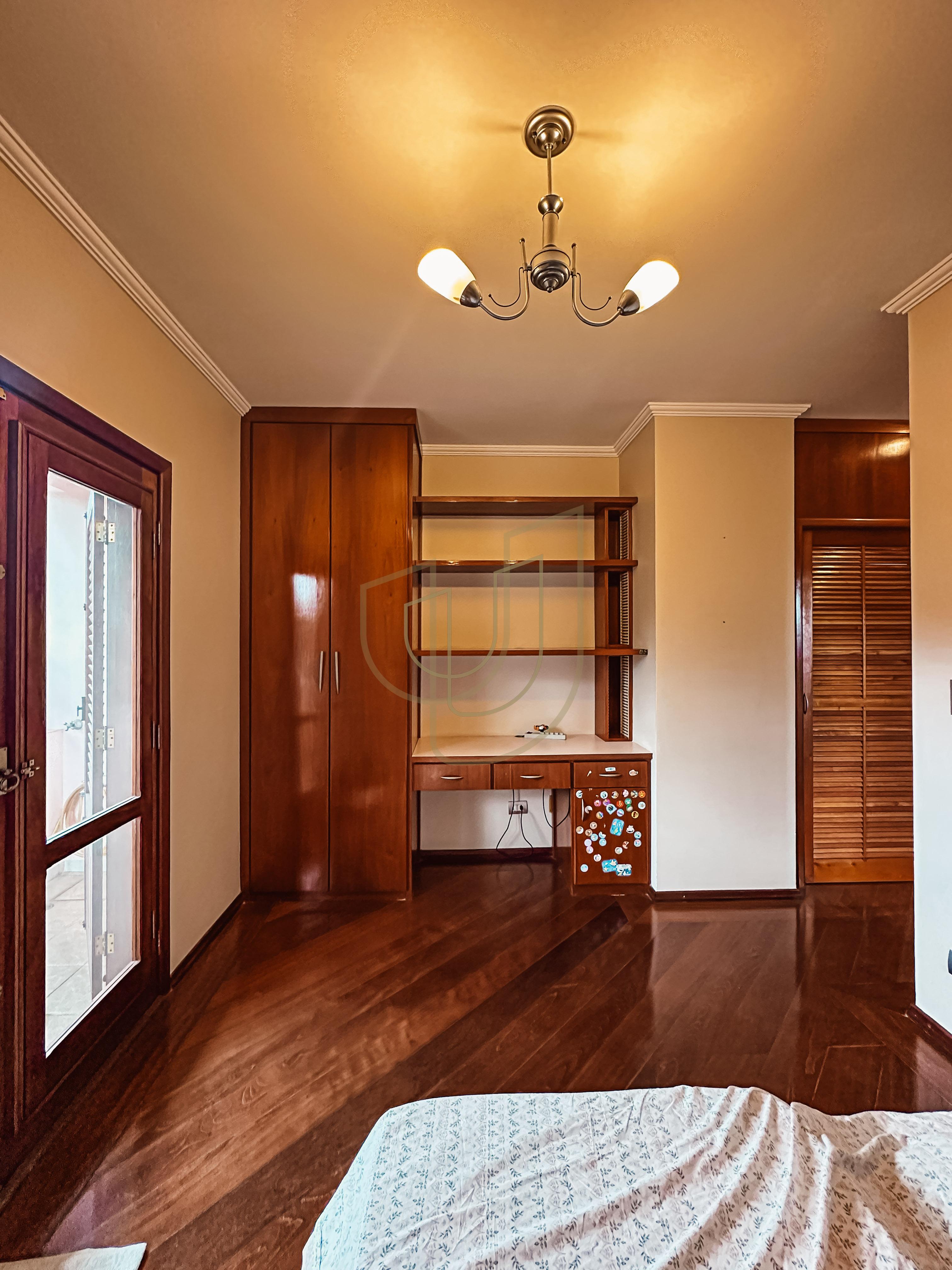 Casa com 4 Su&iacute;tes no Condom&iacute;nio Jardim das Colinas Avenida Major Miguel Naked São José dos Campos - 