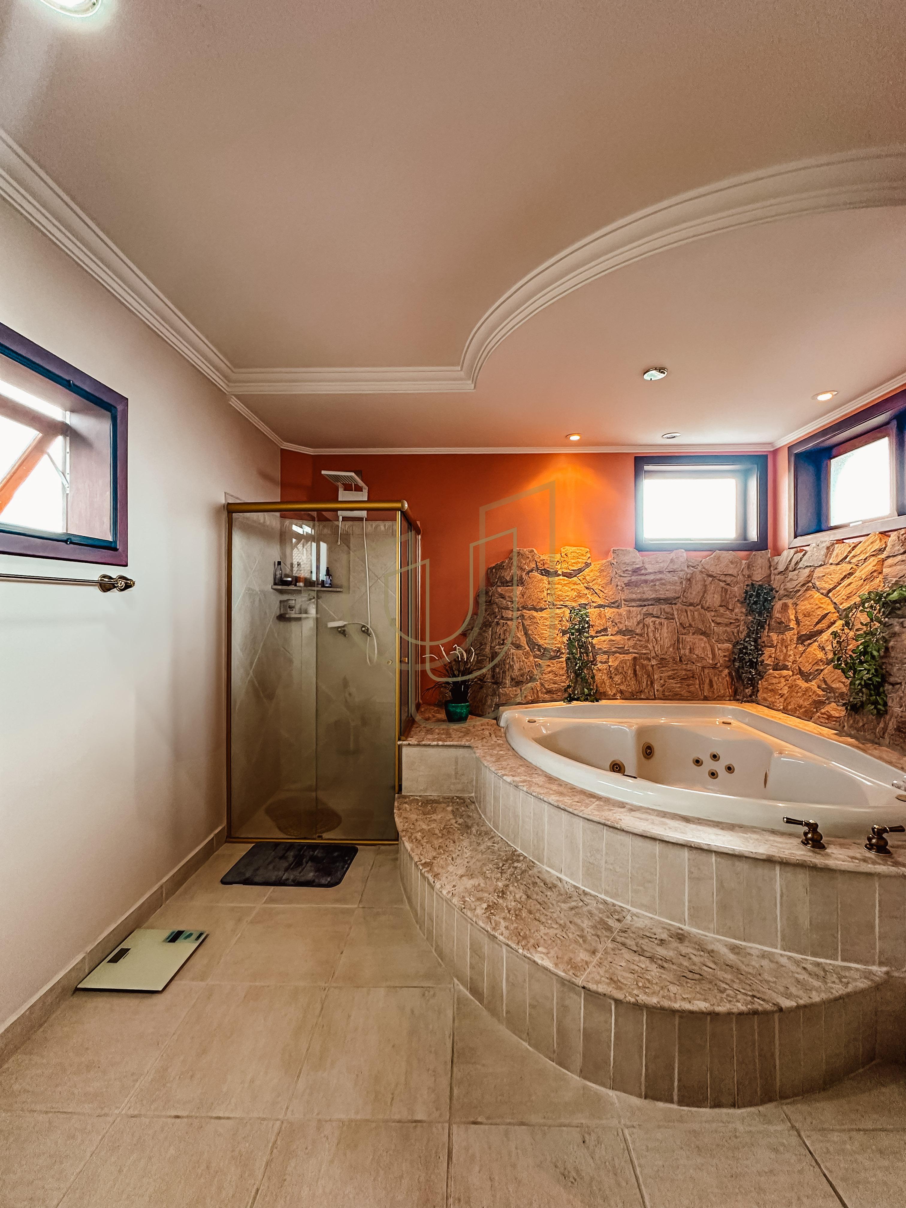 Casa com 4 Su&iacute;tes no Condom&iacute;nio Jardim das Colinas Avenida Major Miguel Naked São José dos Campos - 