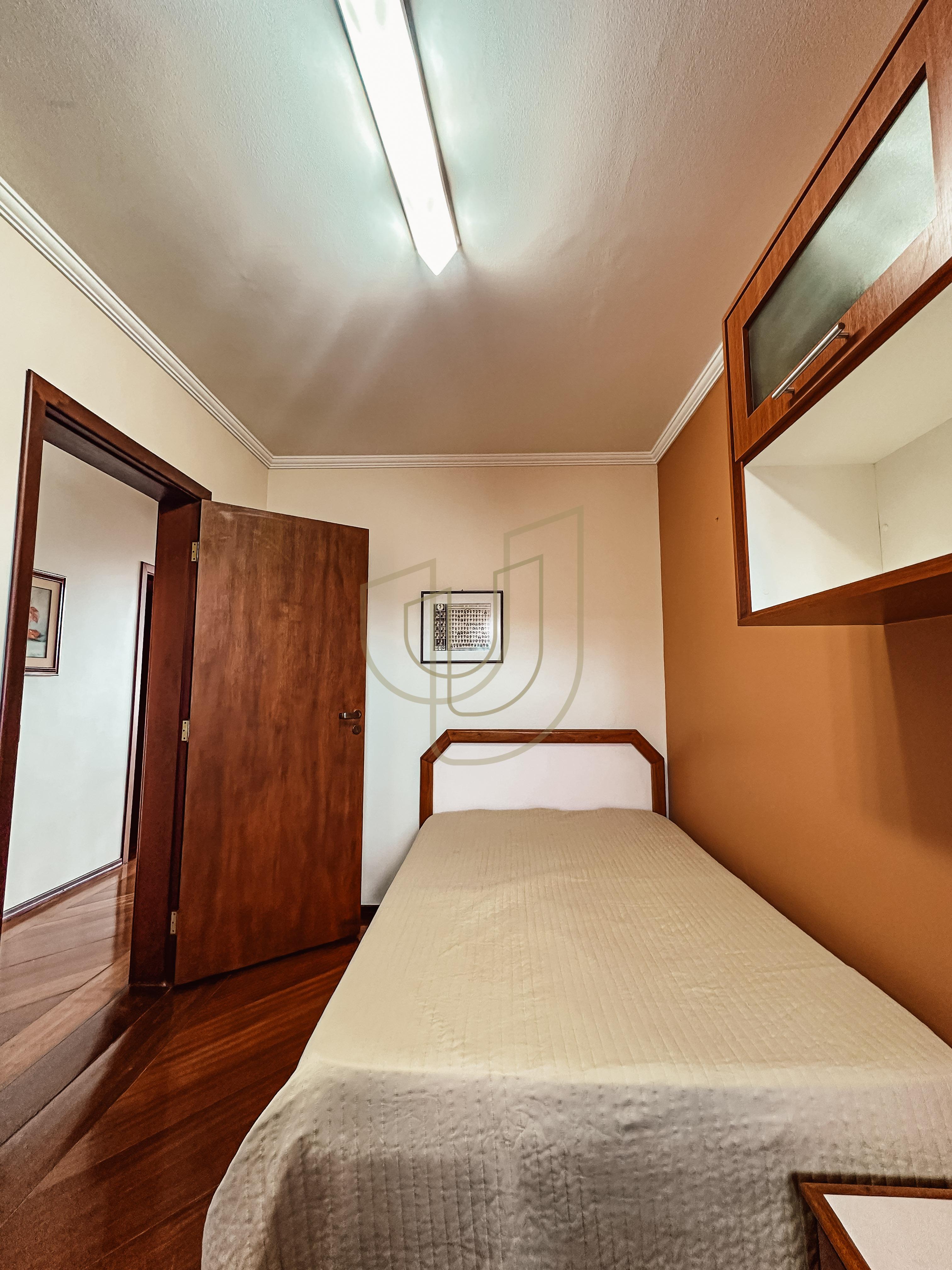 Casa com 4 Su&iacute;tes no Condom&iacute;nio Jardim das Colinas Avenida Major Miguel Naked São José dos Campos - 