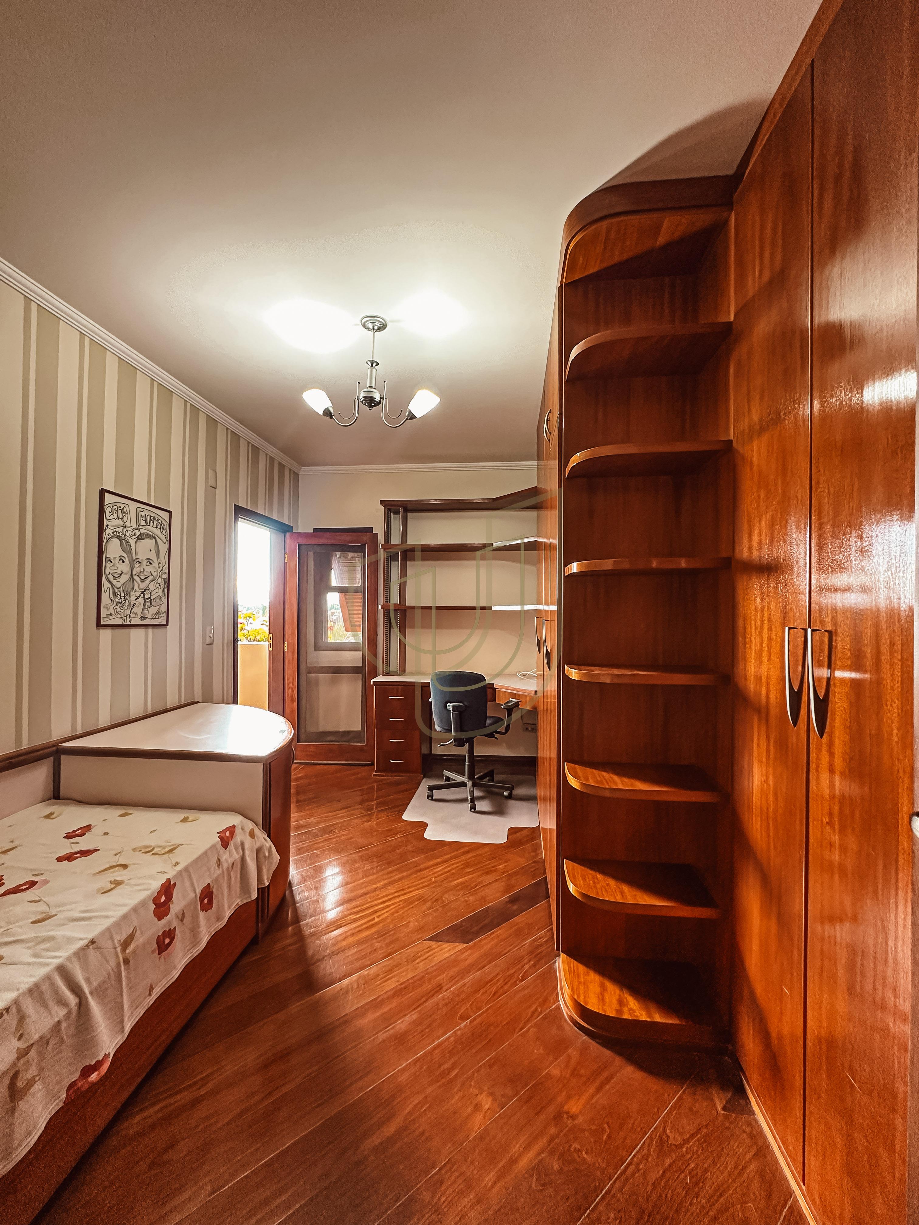 Casa com 4 Su&iacute;tes no Condom&iacute;nio Jardim das Colinas Avenida Major Miguel Naked São José dos Campos - 