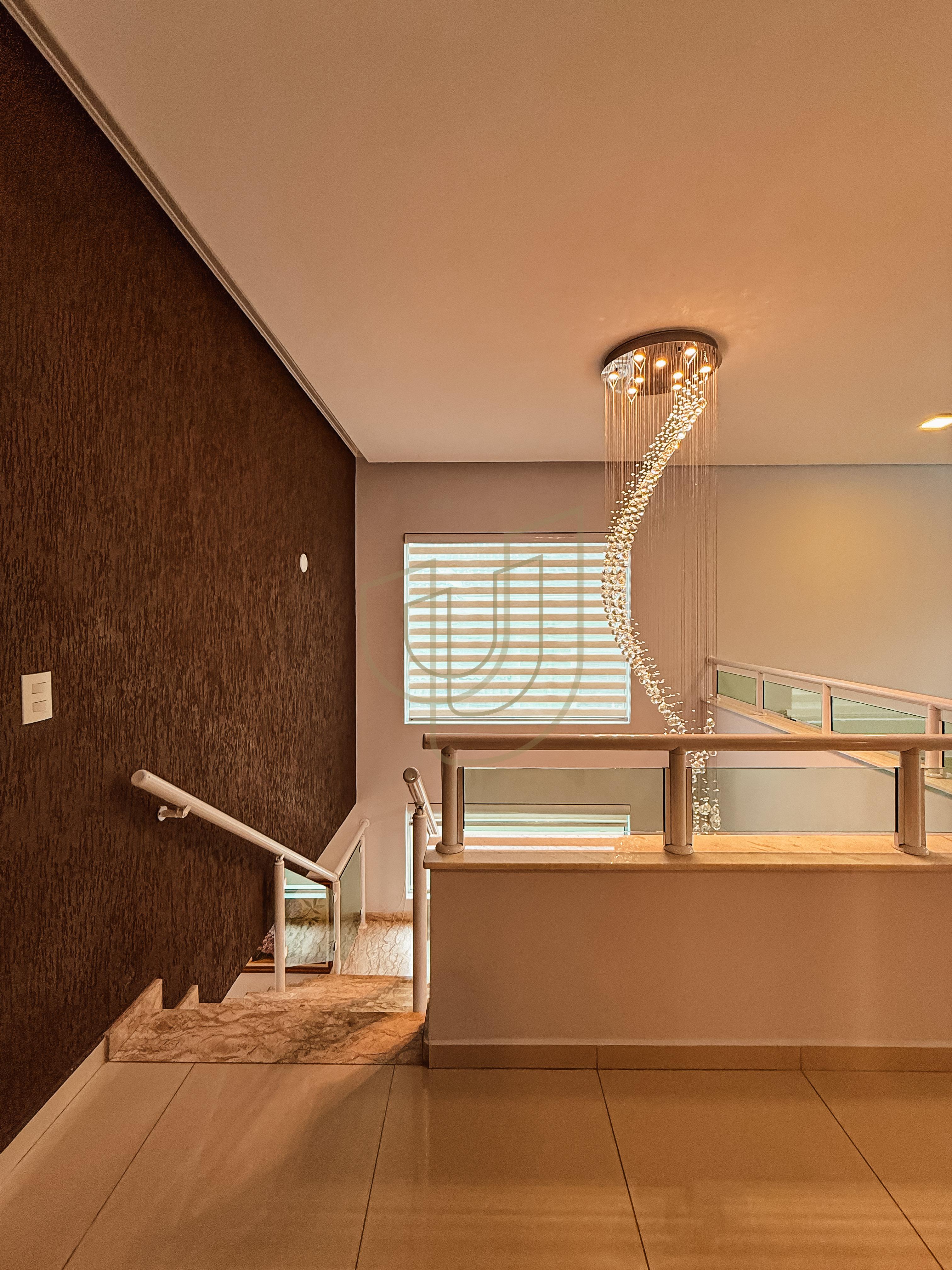 Casa com 4 Su&iacute;tes no Residencial Jaguary Avenida Aquarela do Brasil São José dos Campos - 