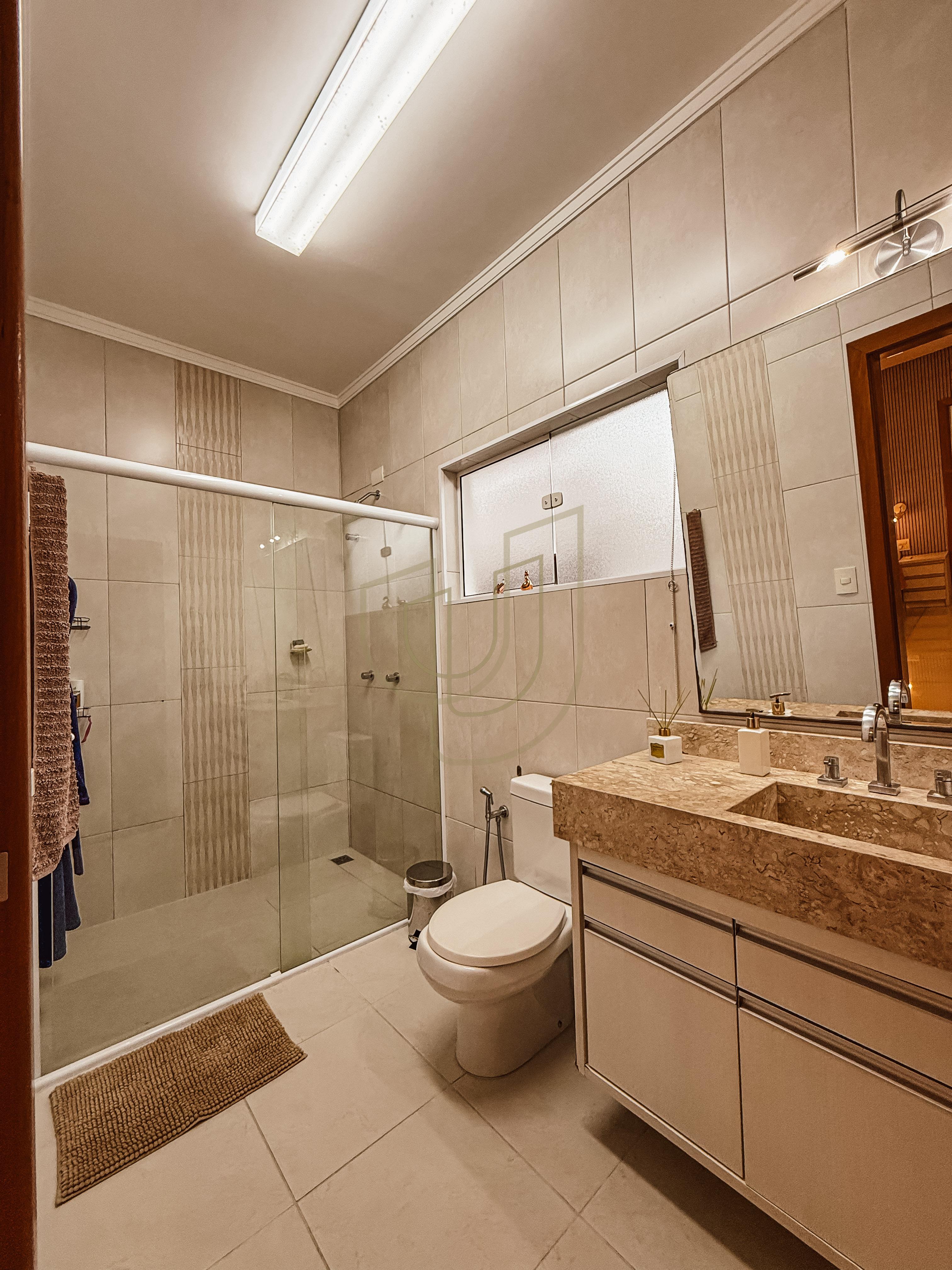 Casa com 4 Su&iacute;tes no Residencial Jaguary Avenida Aquarela do Brasil São José dos Campos - 